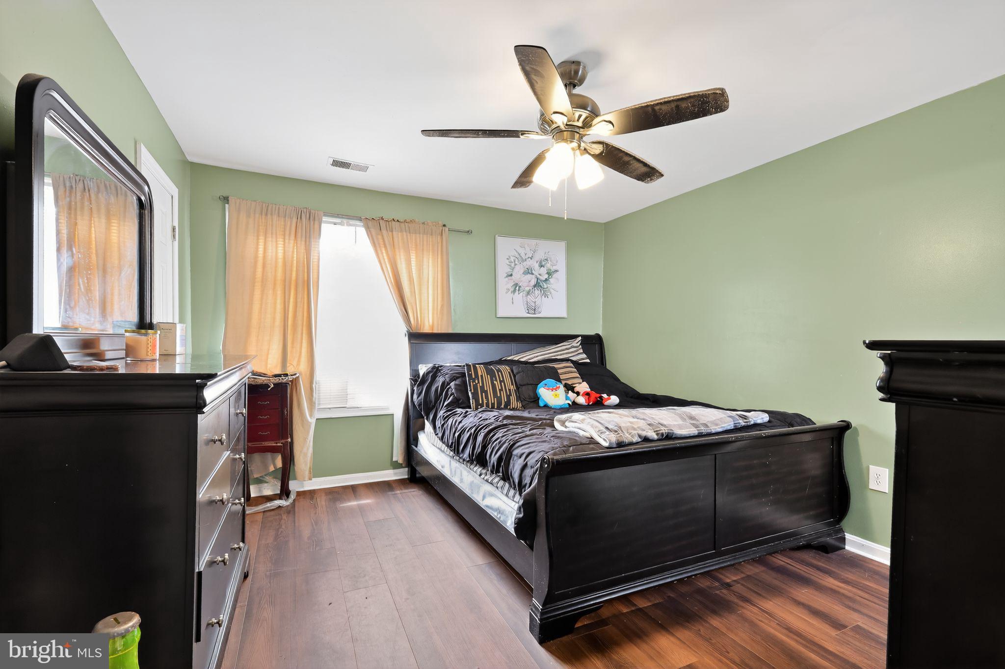 ST CHARLES BANNISTER - Residential