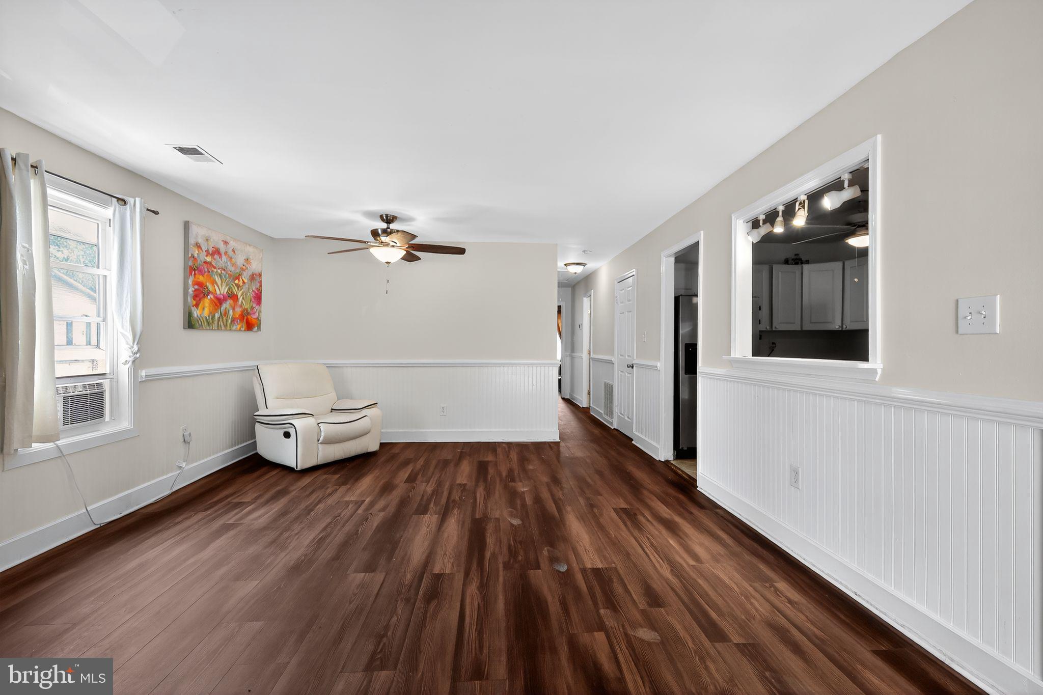 ST CHARLES BANNISTER - Residential