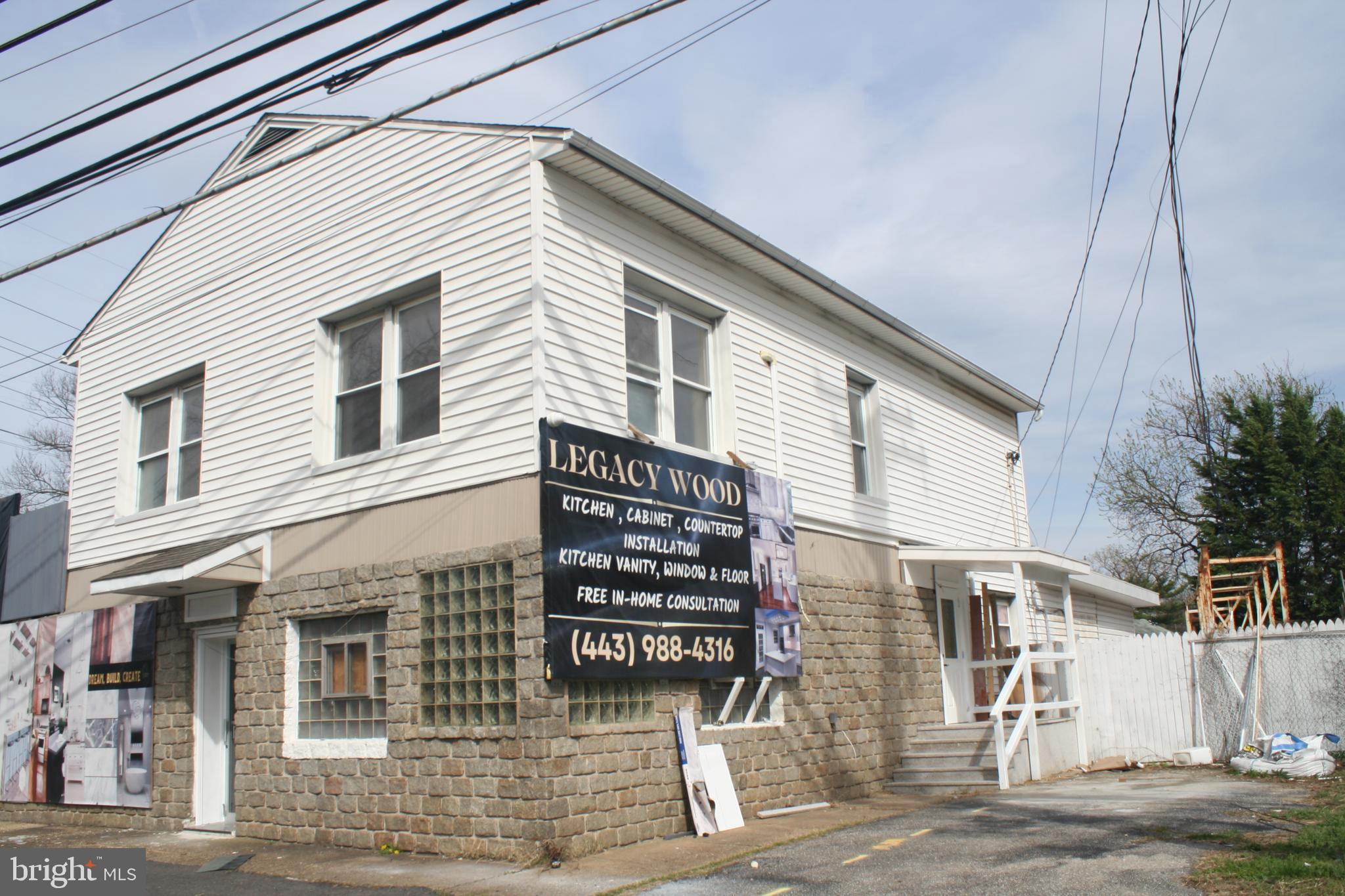 1205 CRAIN HIGHWAY N