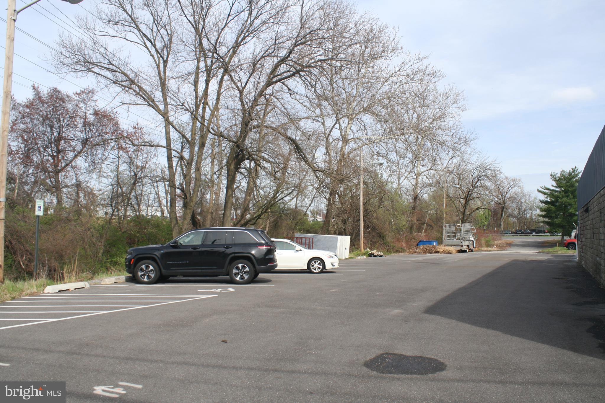 1205 CRAIN HIGHWAY N