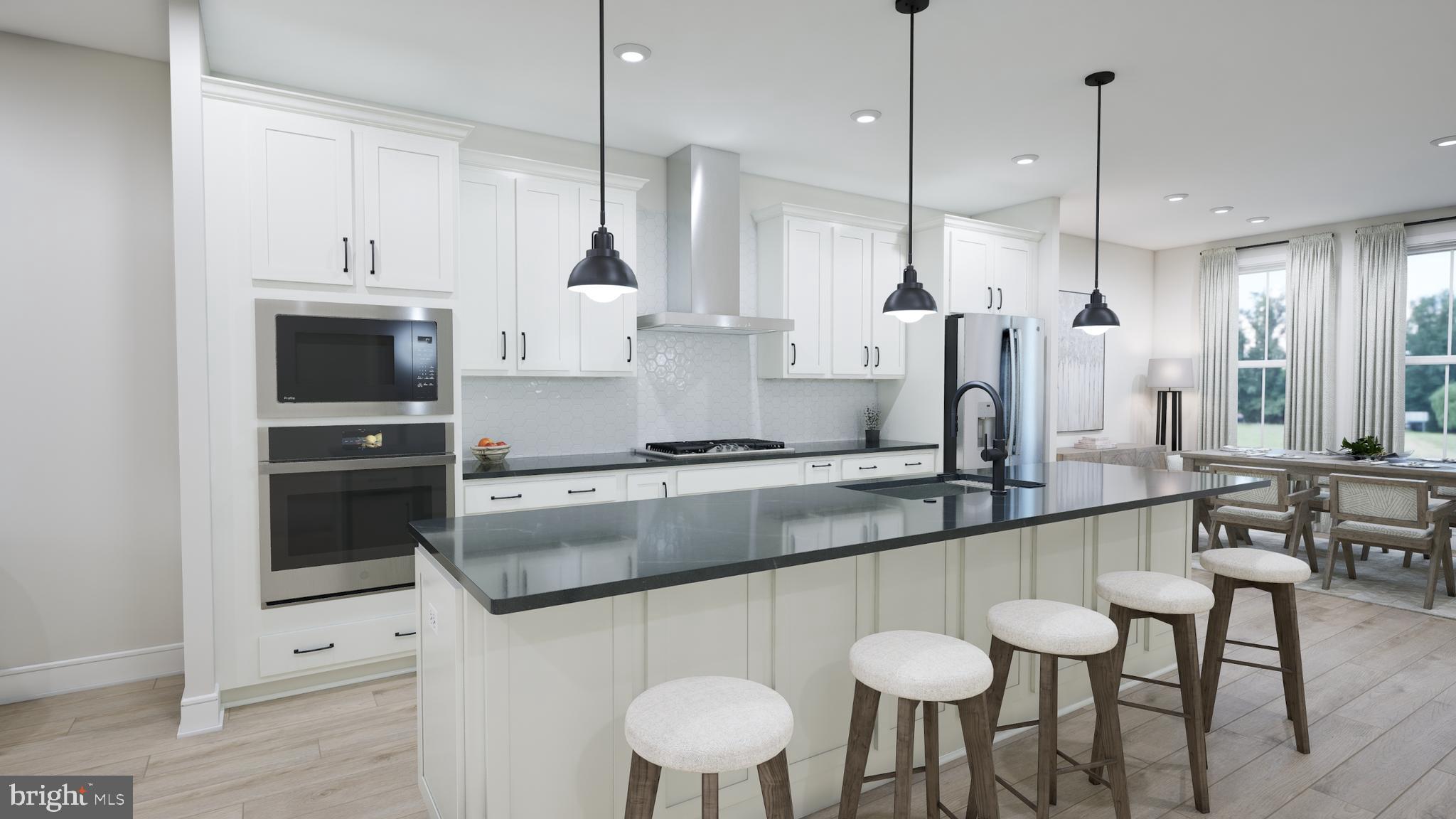 42104 PICASSO SQUARE