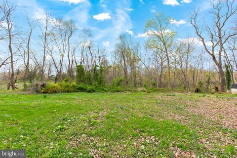 650 CHARELLE DRIVE COLUMBIA PA 17512