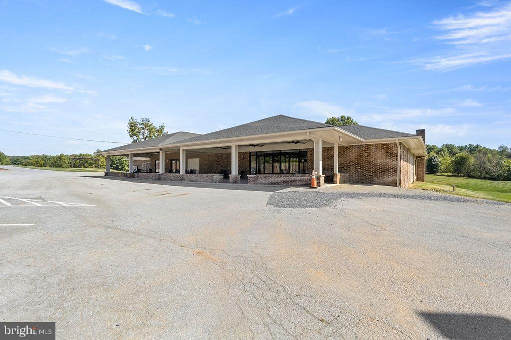 838 BOWLING GREEN ROAD