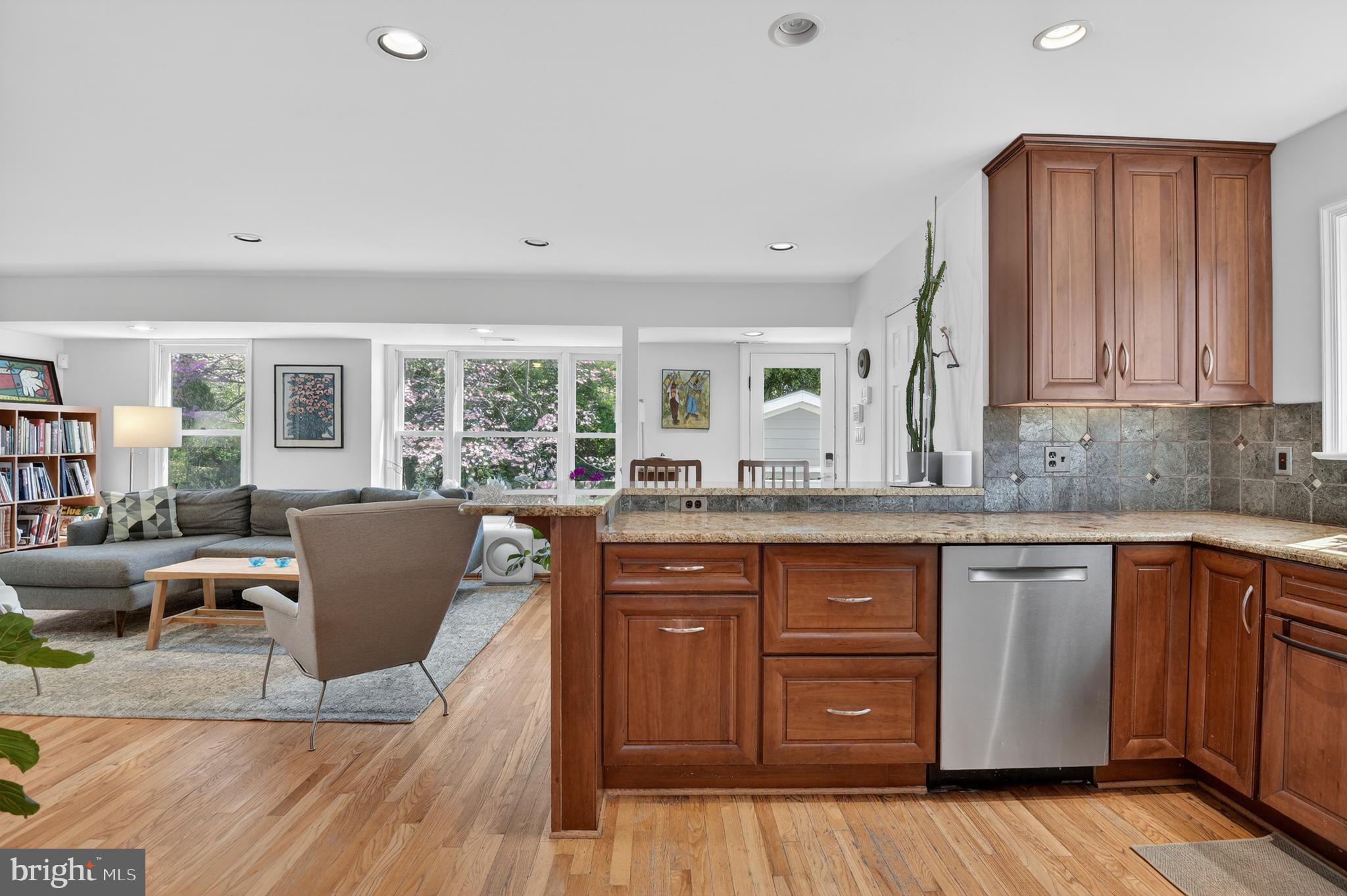 COLUMBIA FOREST - Residential