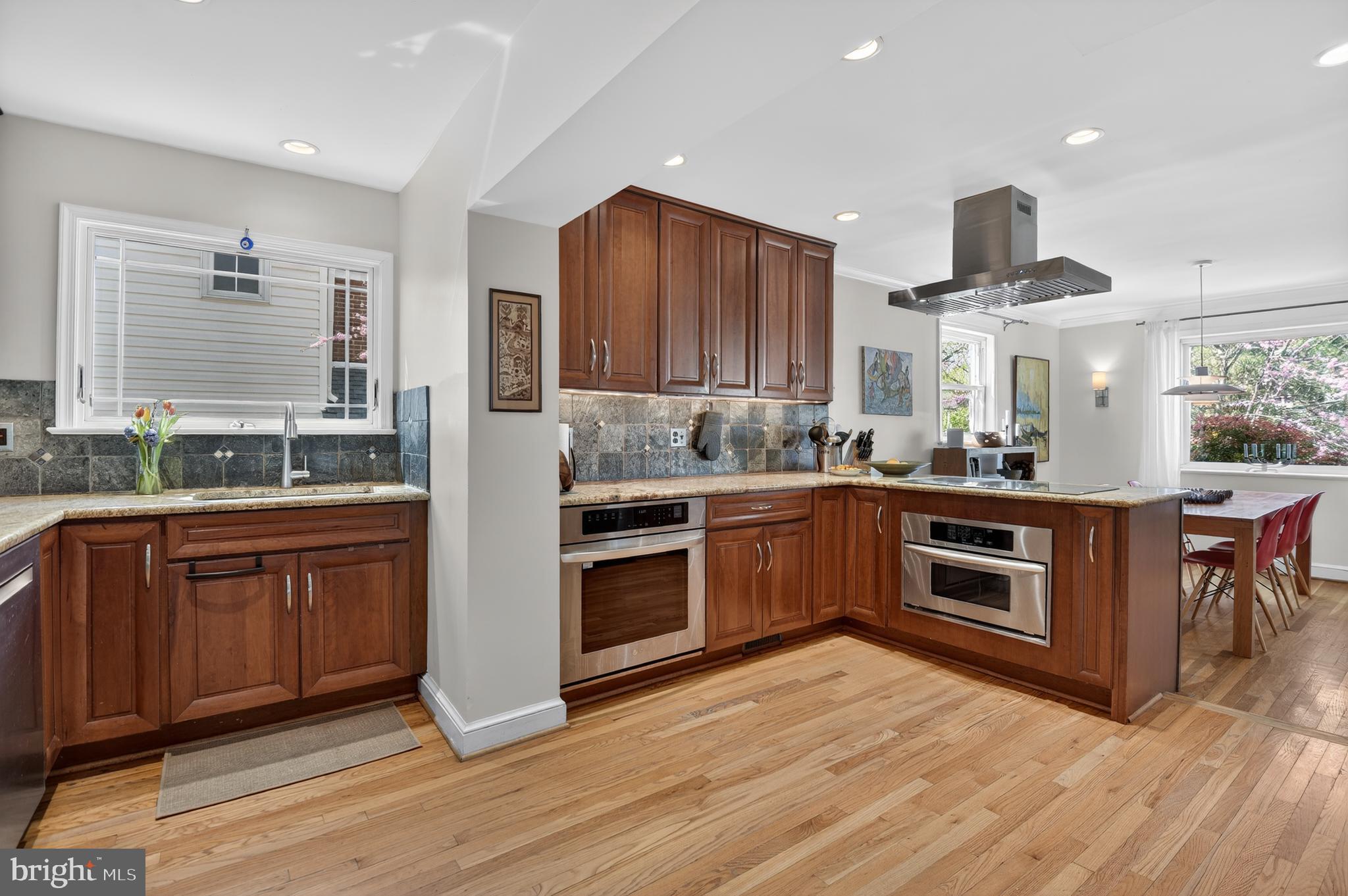 COLUMBIA FOREST - Residential