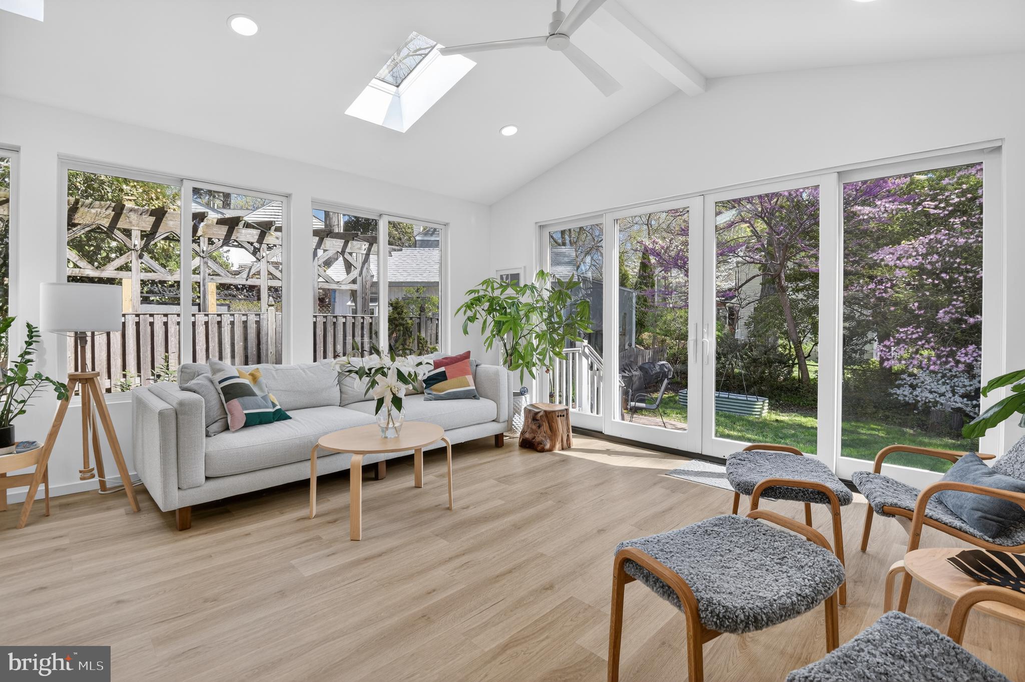 COLUMBIA FOREST - Residential