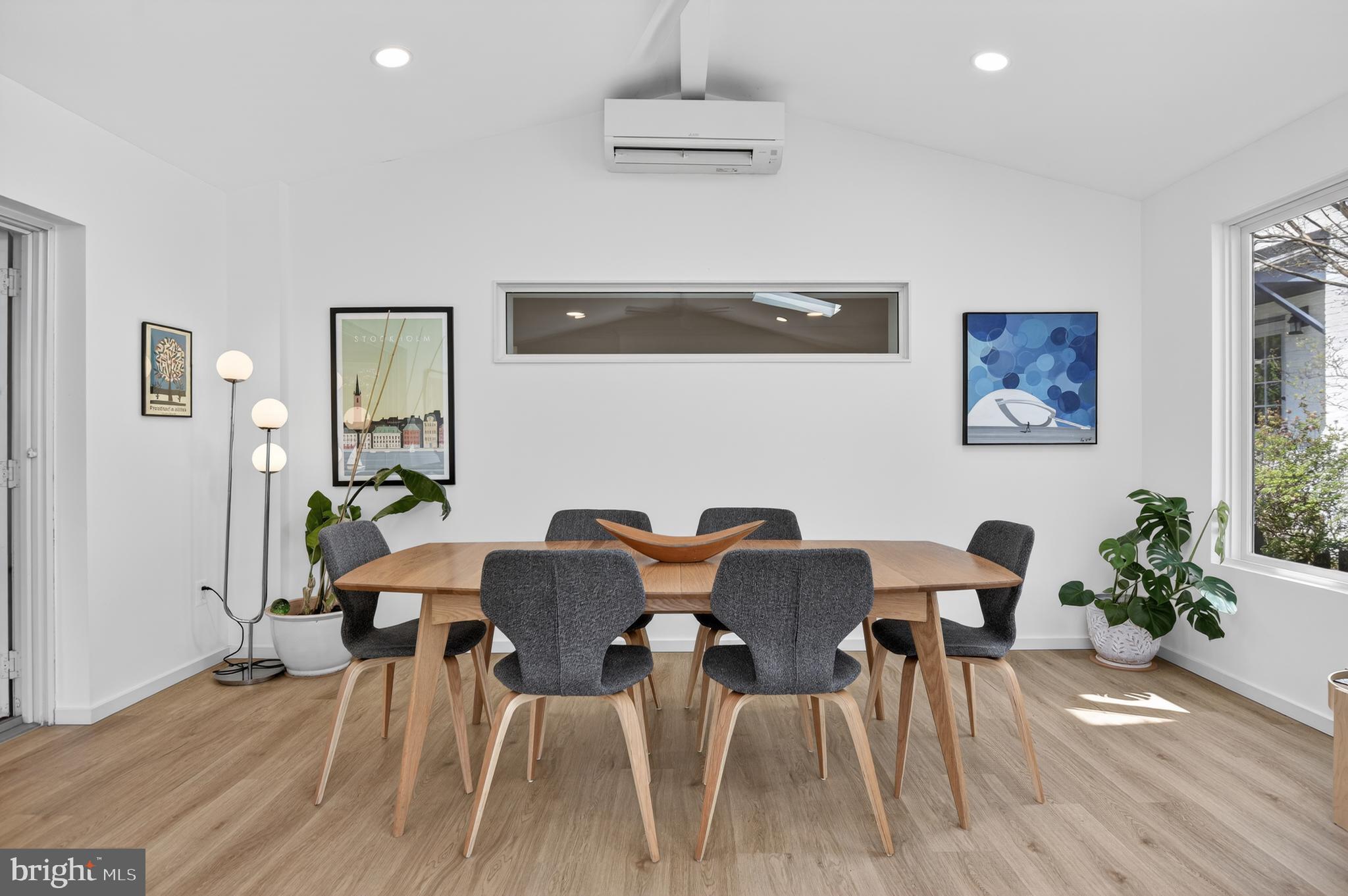 COLUMBIA FOREST - Residential