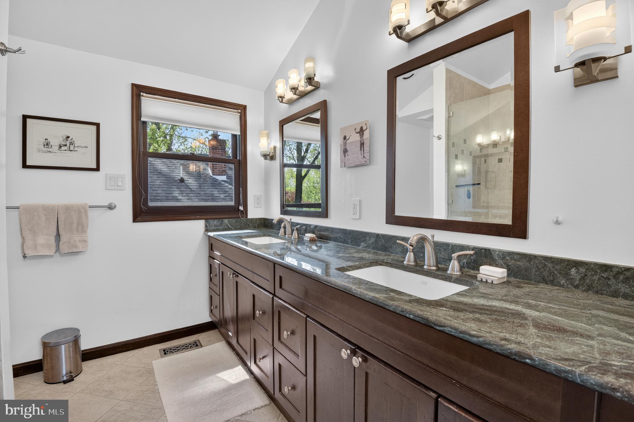 COLUMBIA FOREST - Residential