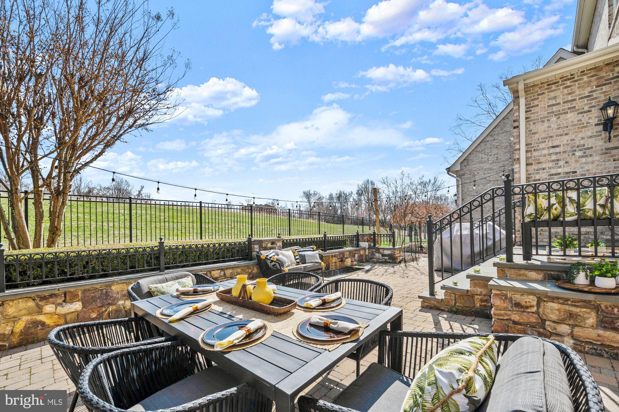 PATUXENT CHASE - Residential