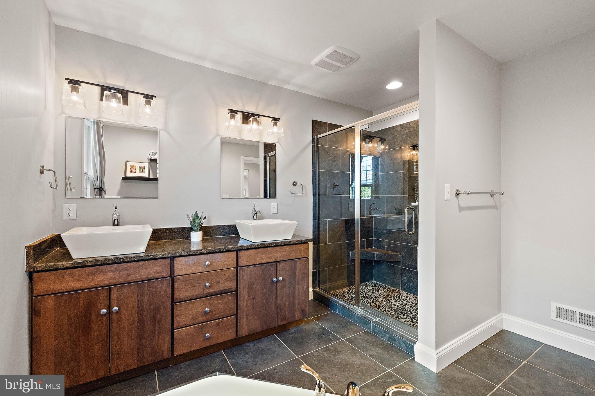 WESTOVER HILLS - Residential