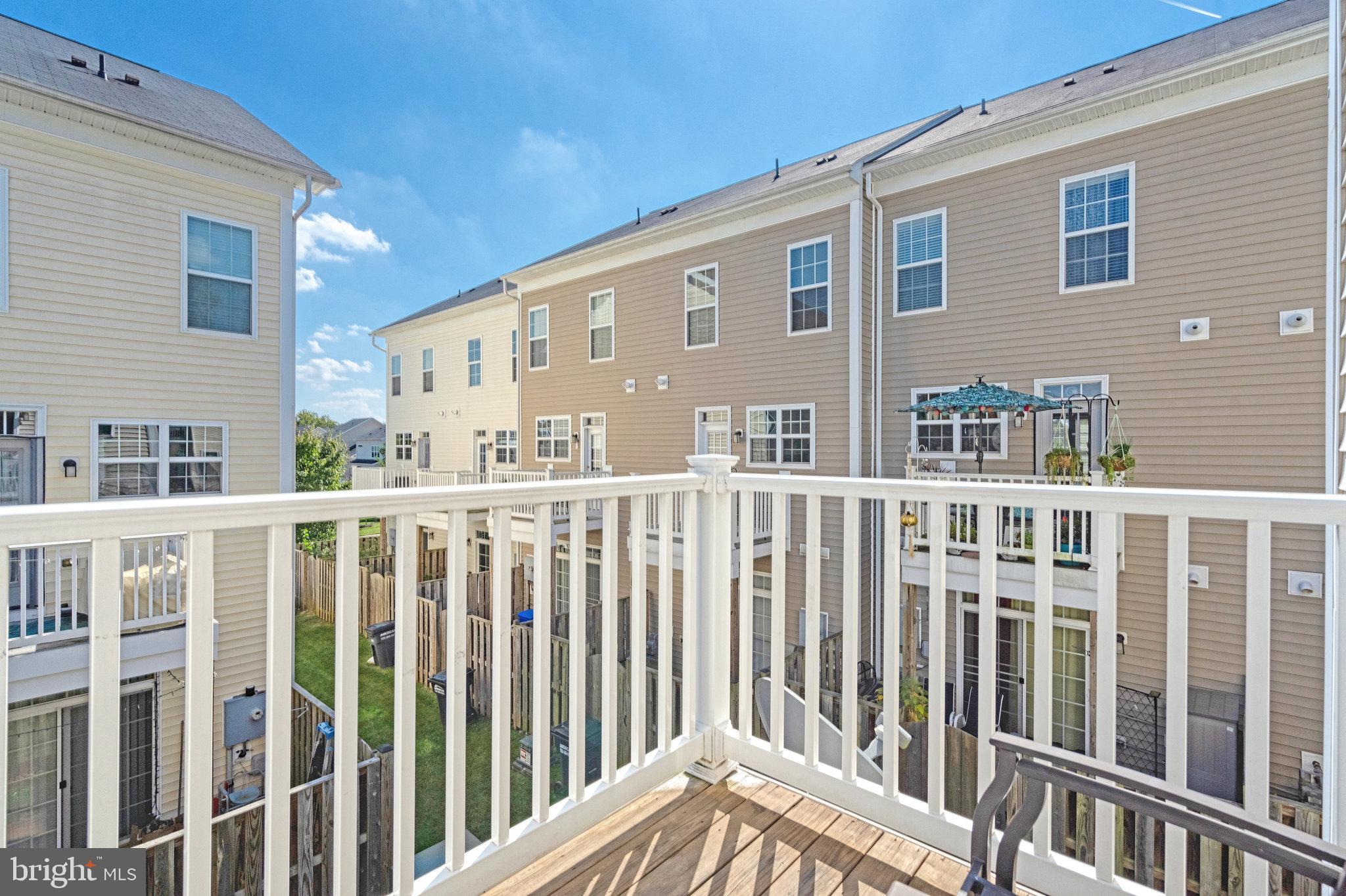 FALLS GROVE CONDOMINIUM - Residential