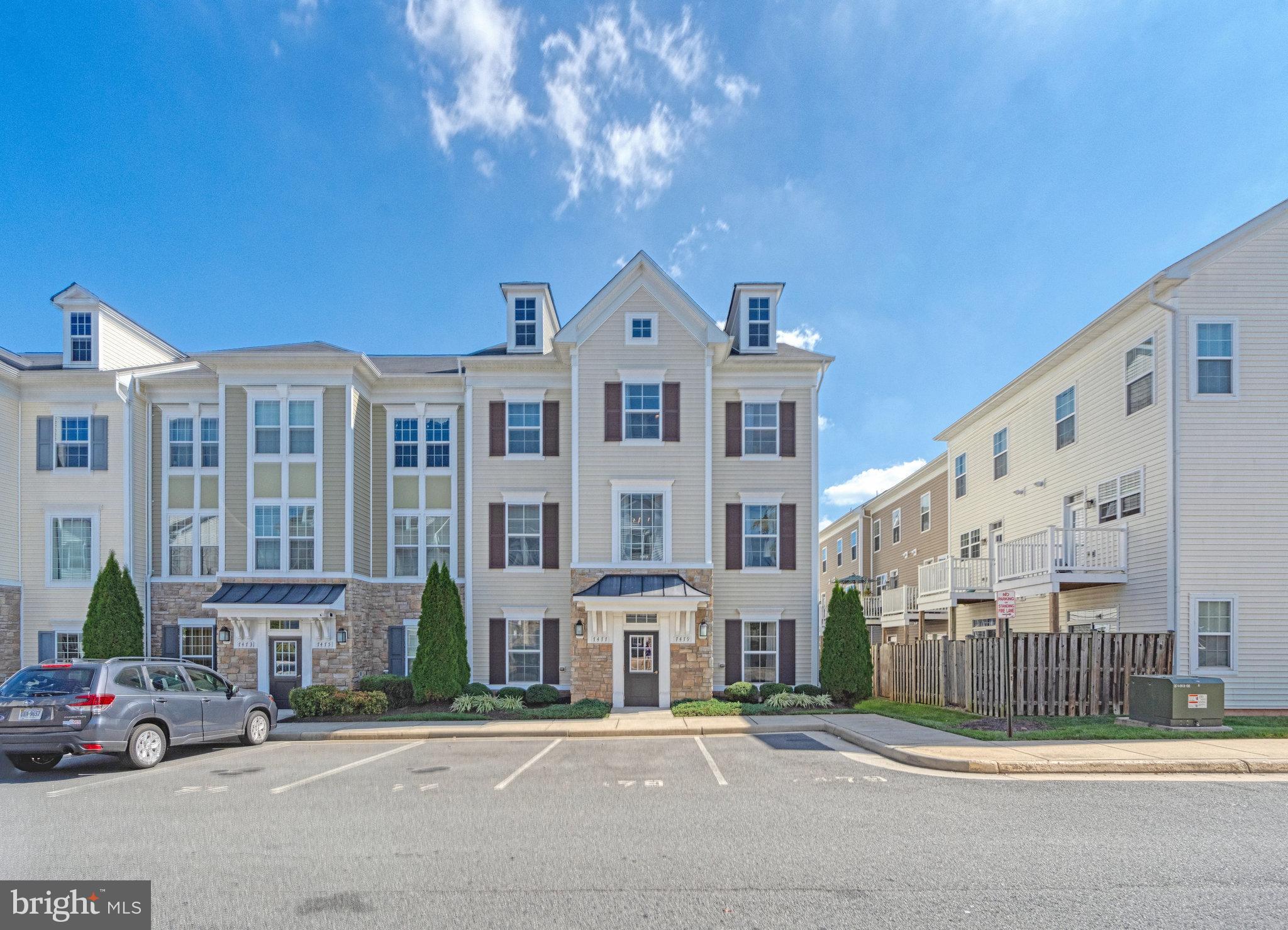 FALLS GROVE CONDOMINIUM - Residential