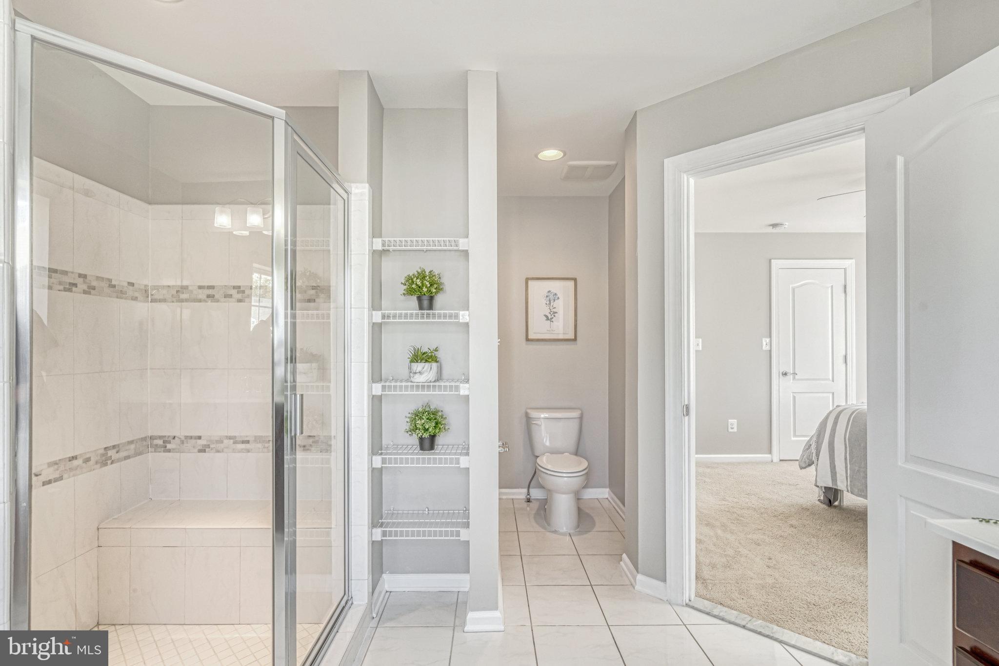 FALLS GROVE CONDOMINIUM - Residential