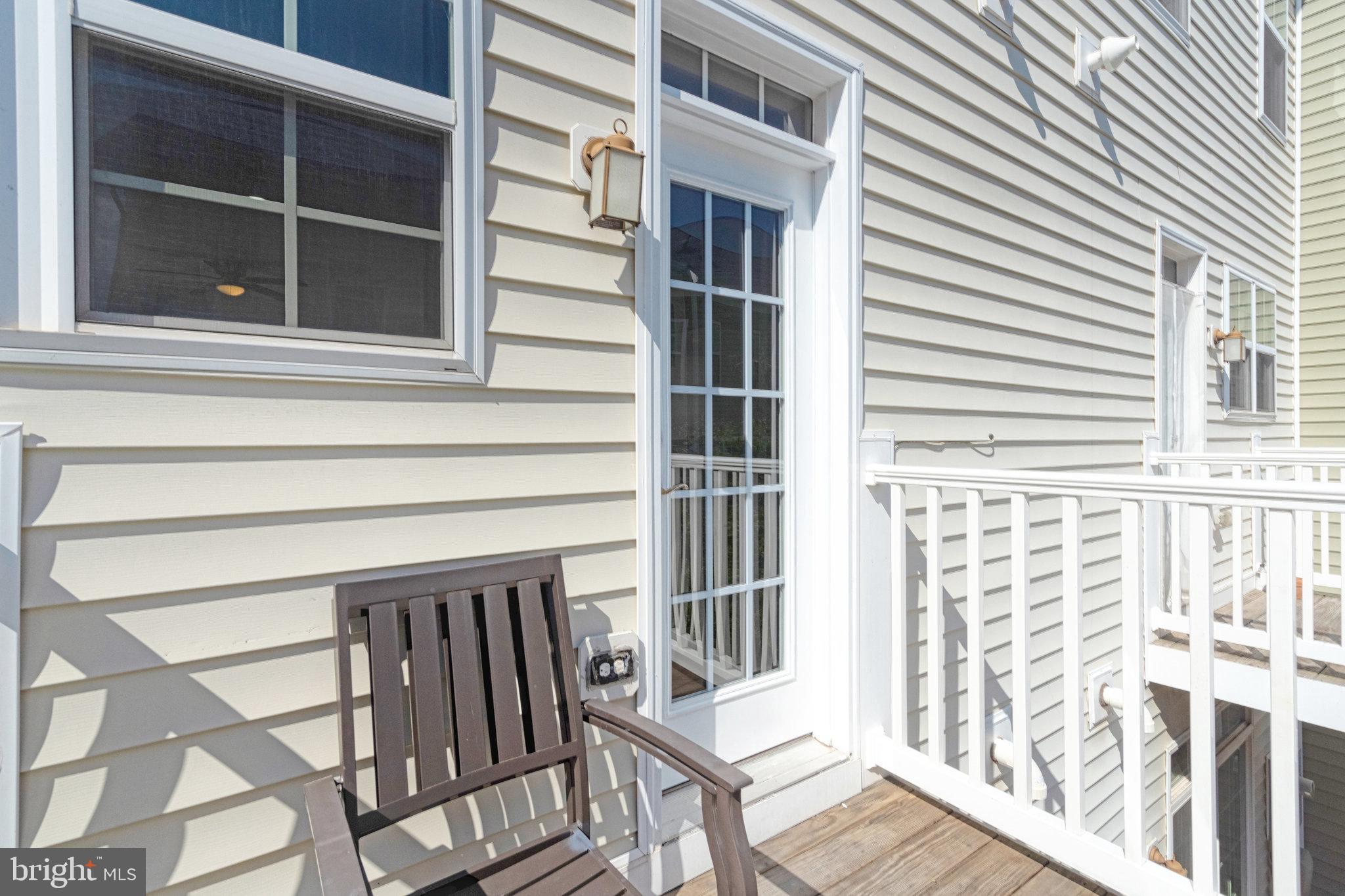 FALLS GROVE CONDOMINIUM - Residential