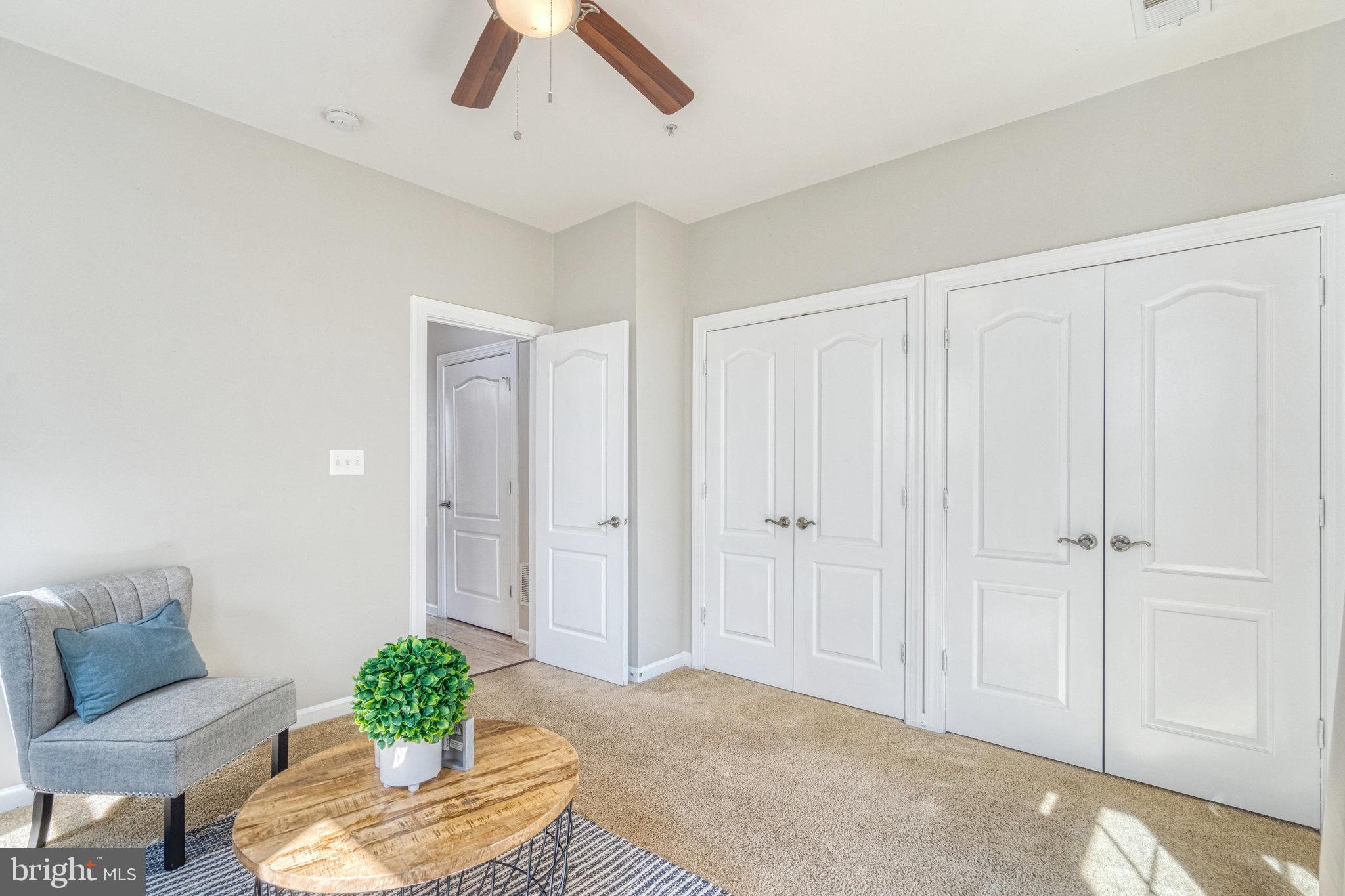 FALLS GROVE CONDOMINIUM - Residential