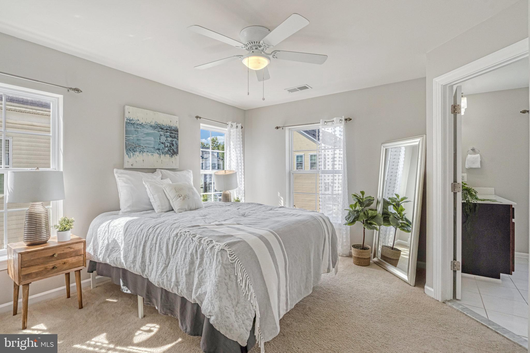 FALLS GROVE CONDOMINIUM - Residential