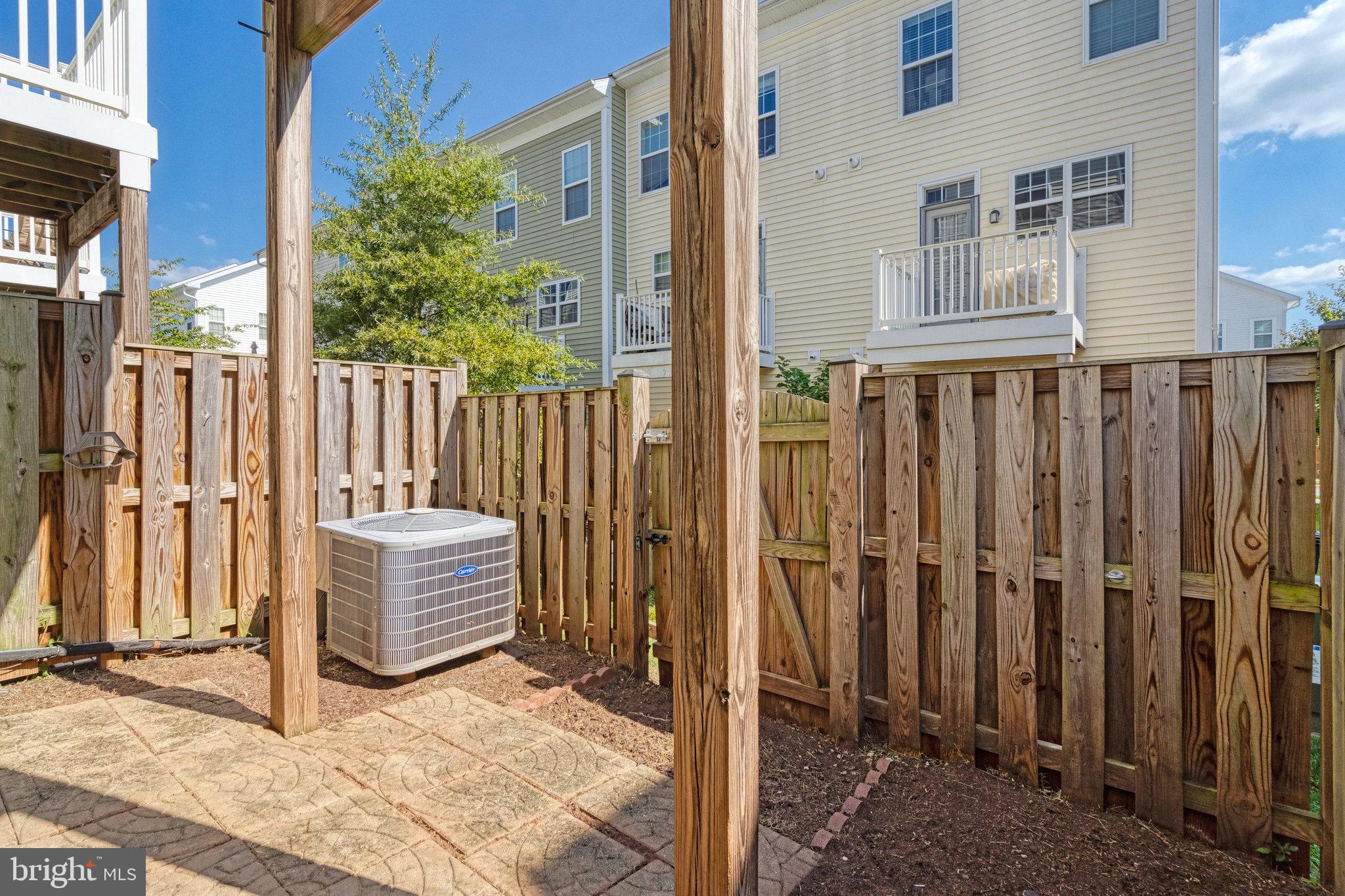 FALLS GROVE CONDOMINIUM - Residential