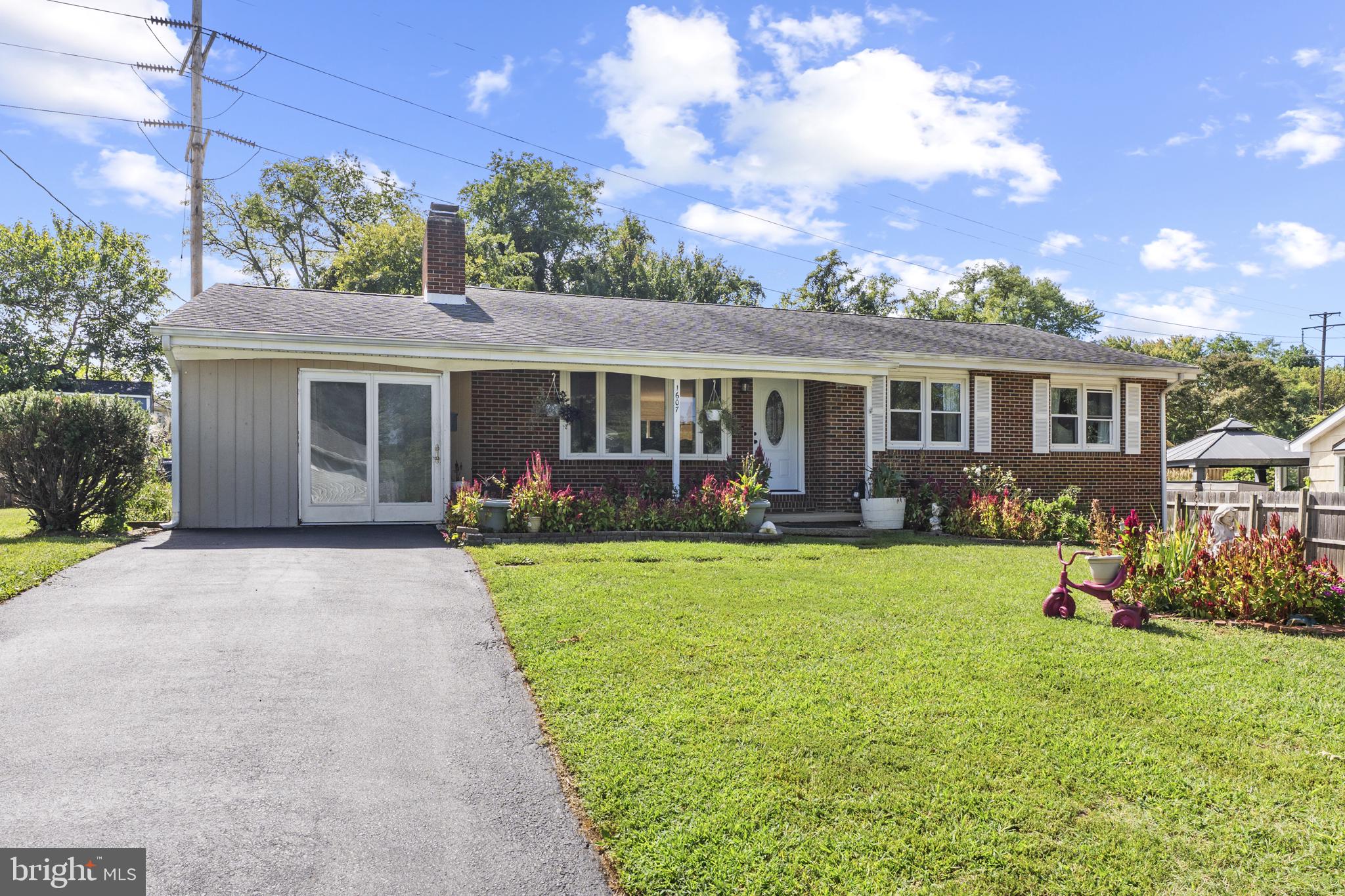 1607 CEDAR PARK ROAD