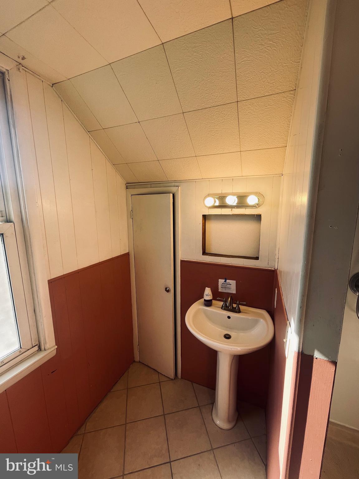 HARBOR VIEW - Residential