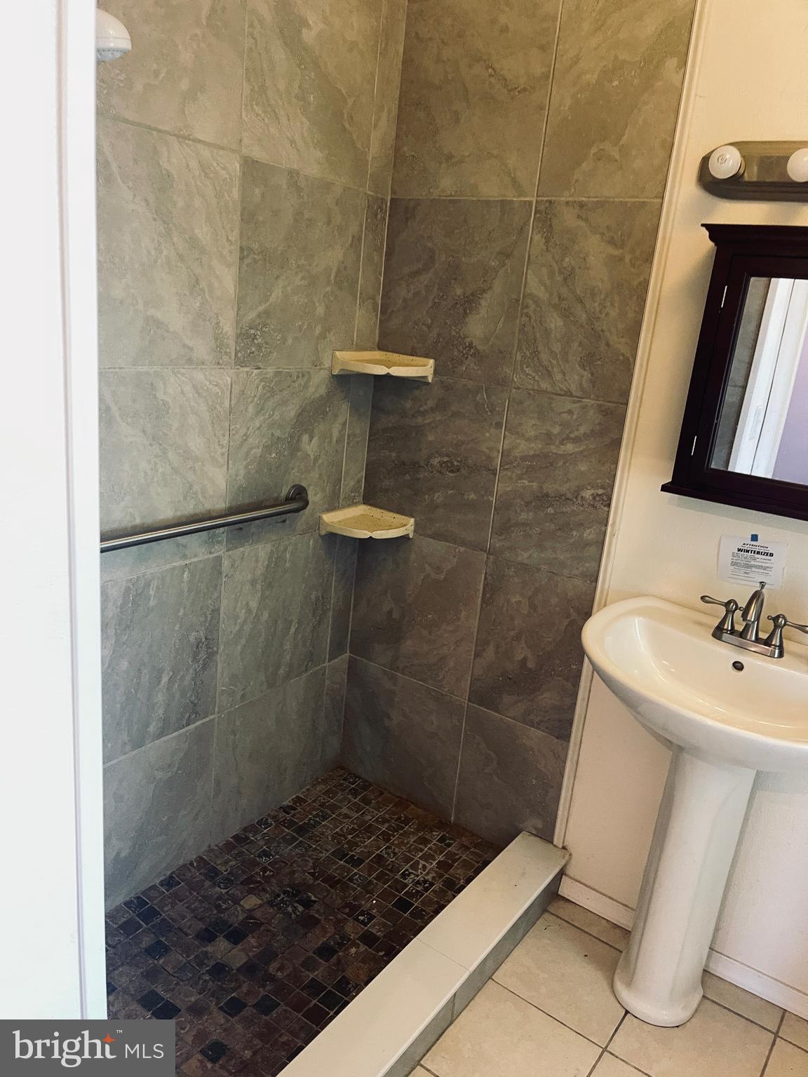 HARBOR VIEW - Residential