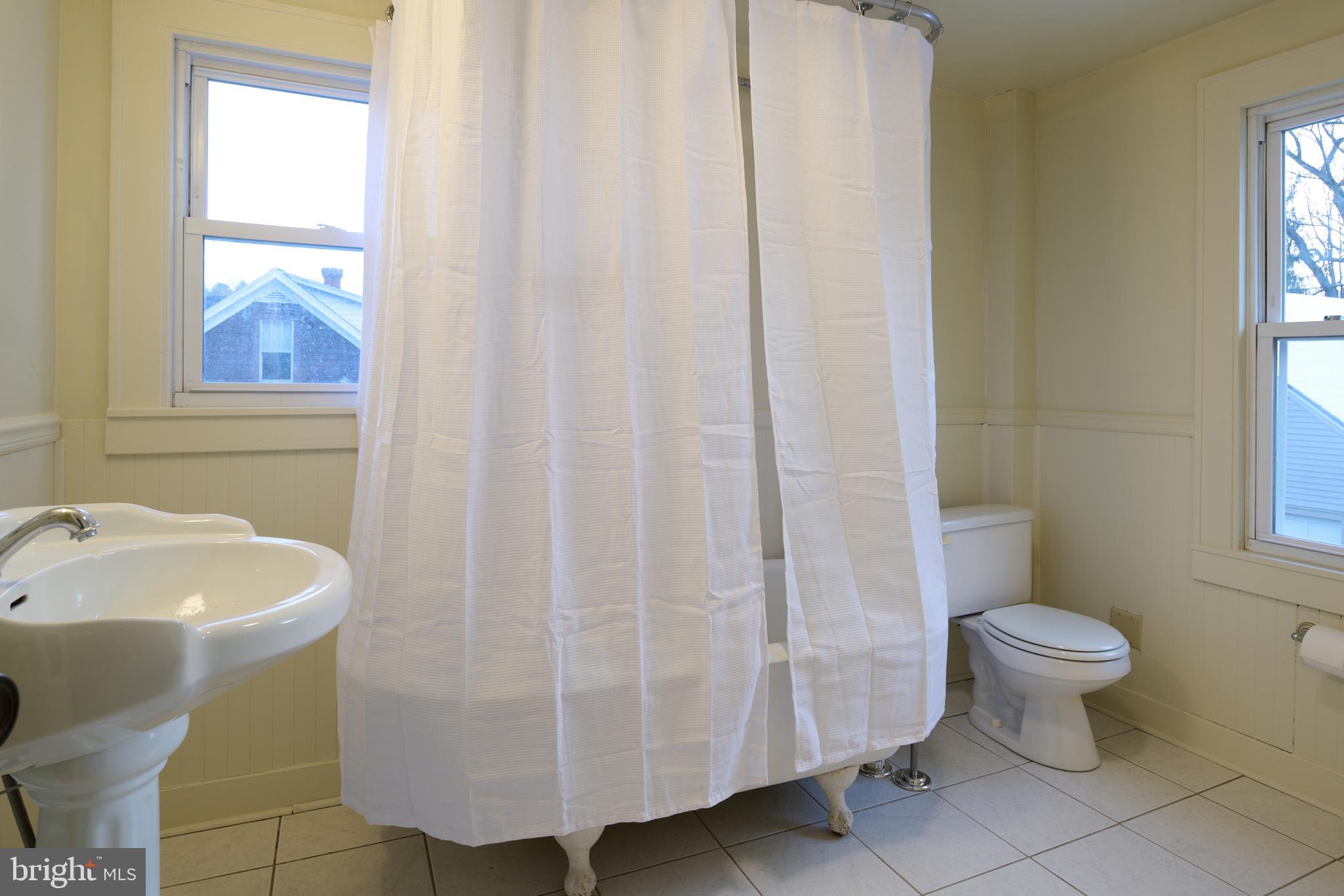 LEMONT - Residential