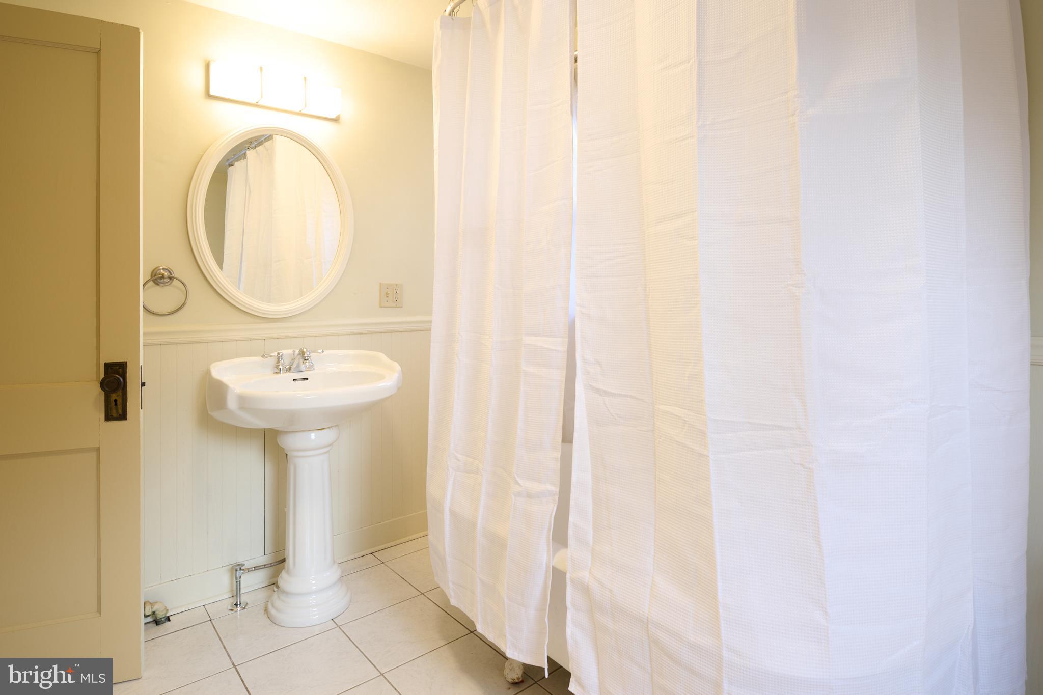 LEMONT - Residential