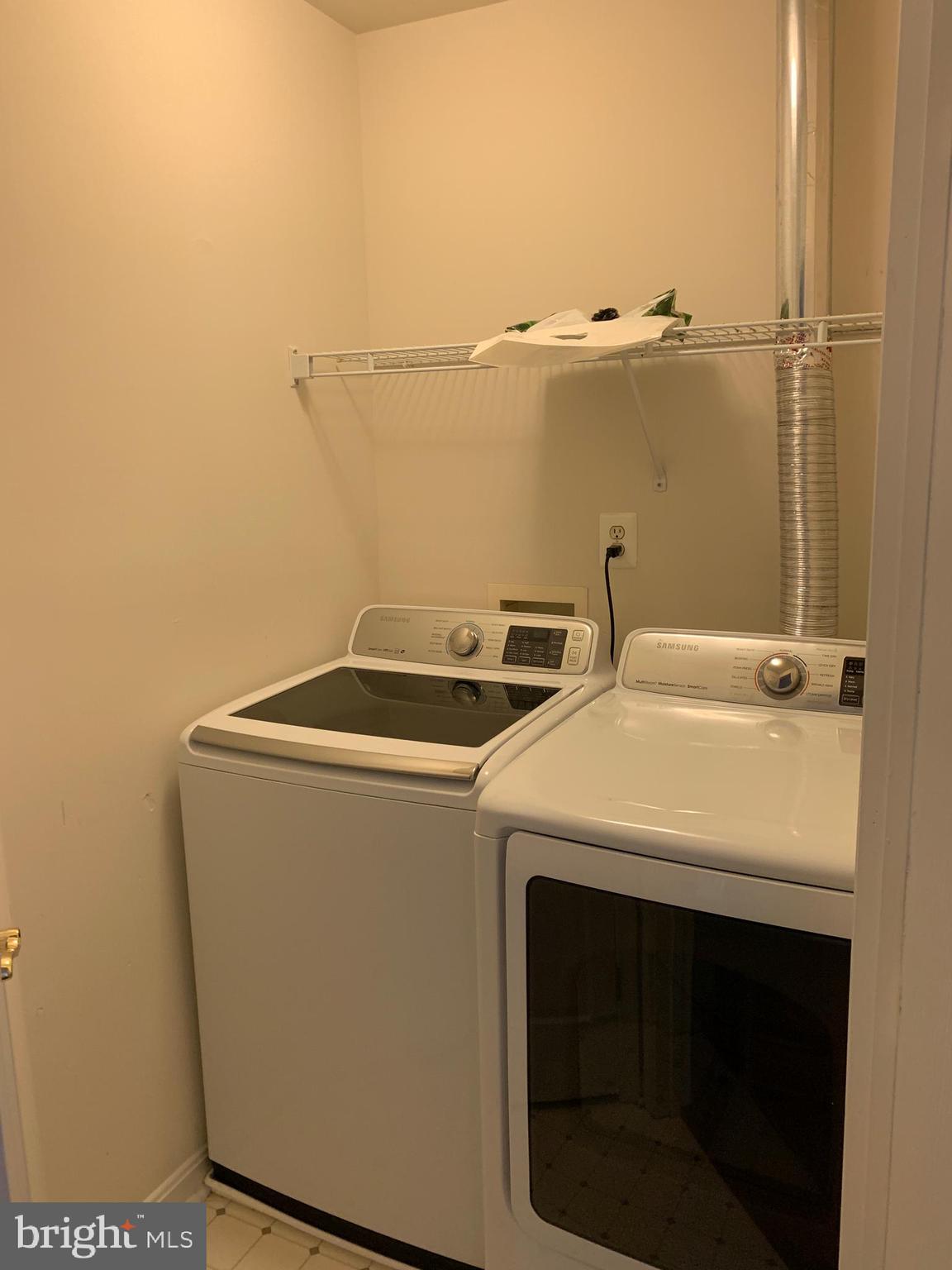 REGENCY RIDGE - Residential Lease