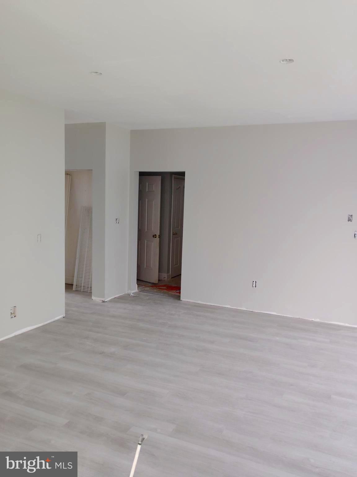 428 CHRISTIANA RIVER DRIVE