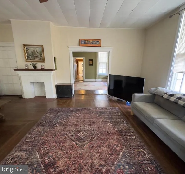 Merchantville, New Jersey 08109, United States, 4 Bedrooms Bedrooms, ,2 BathroomsBathrooms,Residential,Active,193430