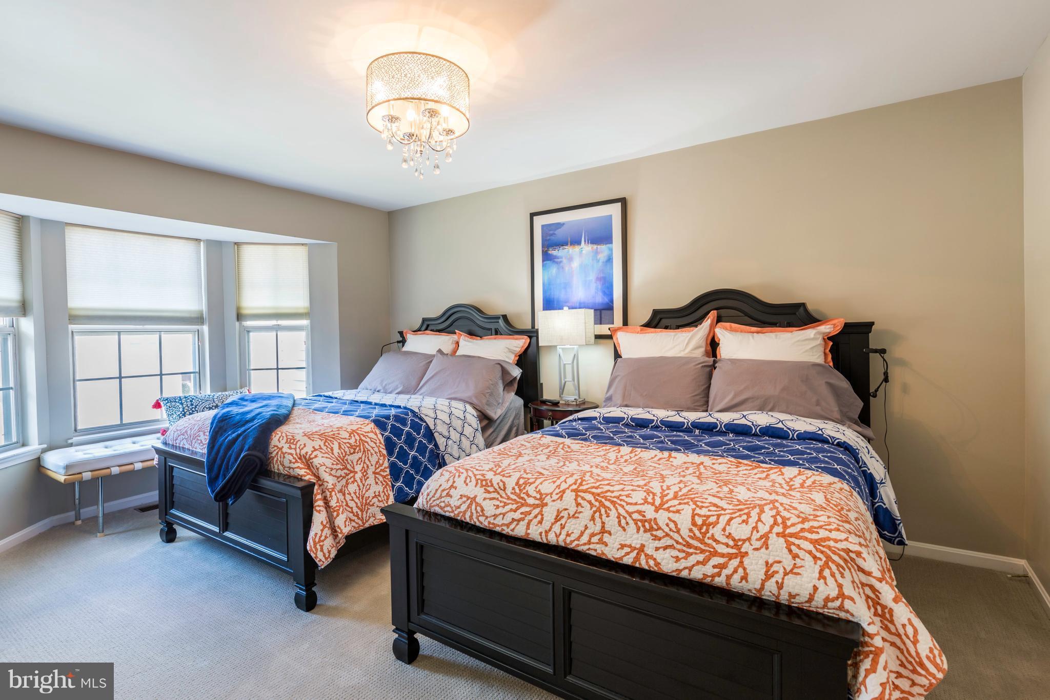 MARINERS LANDING - Residential