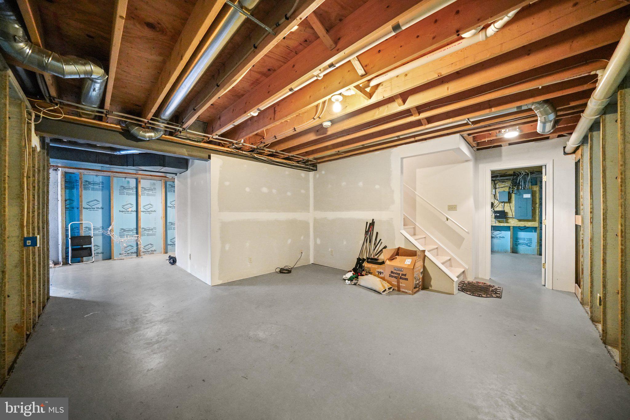 RAMBLEWOOD - Residential