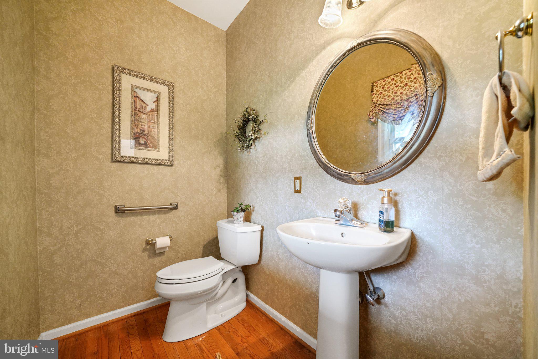 RAMBLEWOOD - Residential