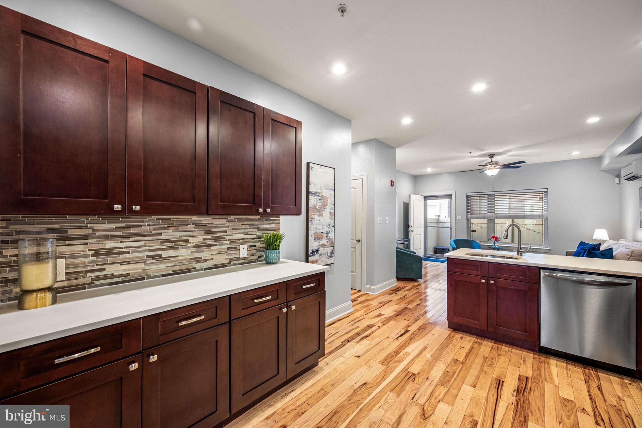 FRANCISVILLE - Residential