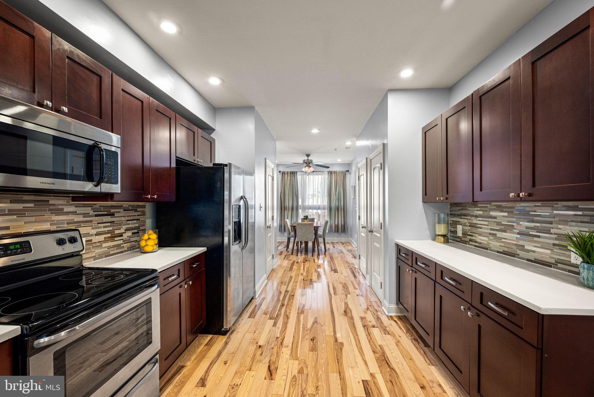 FRANCISVILLE - Residential