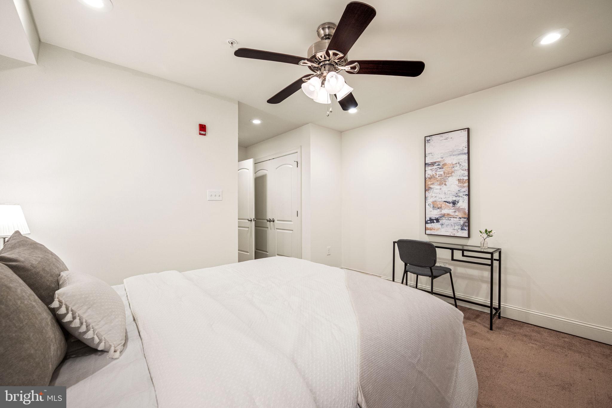 FRANCISVILLE - Residential