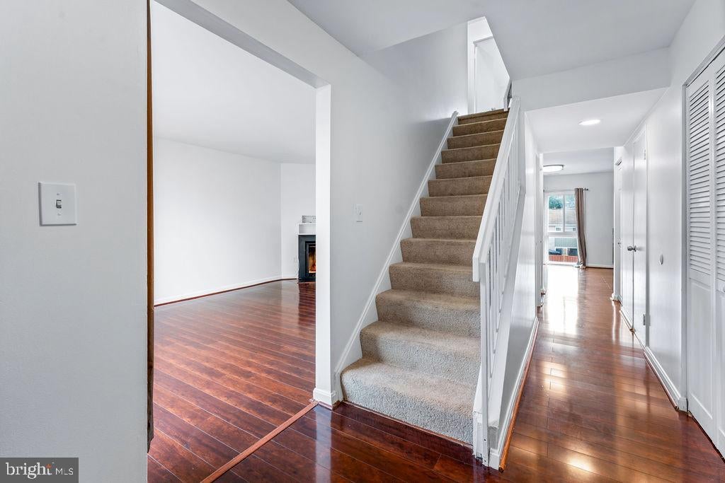 10390 FAULKNER RIDGE CIRCLE 4-8