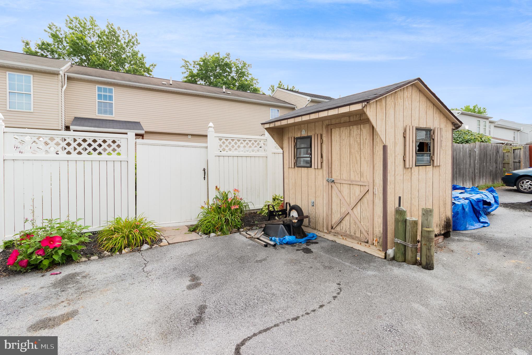 EAST PENNSBORO - Residential