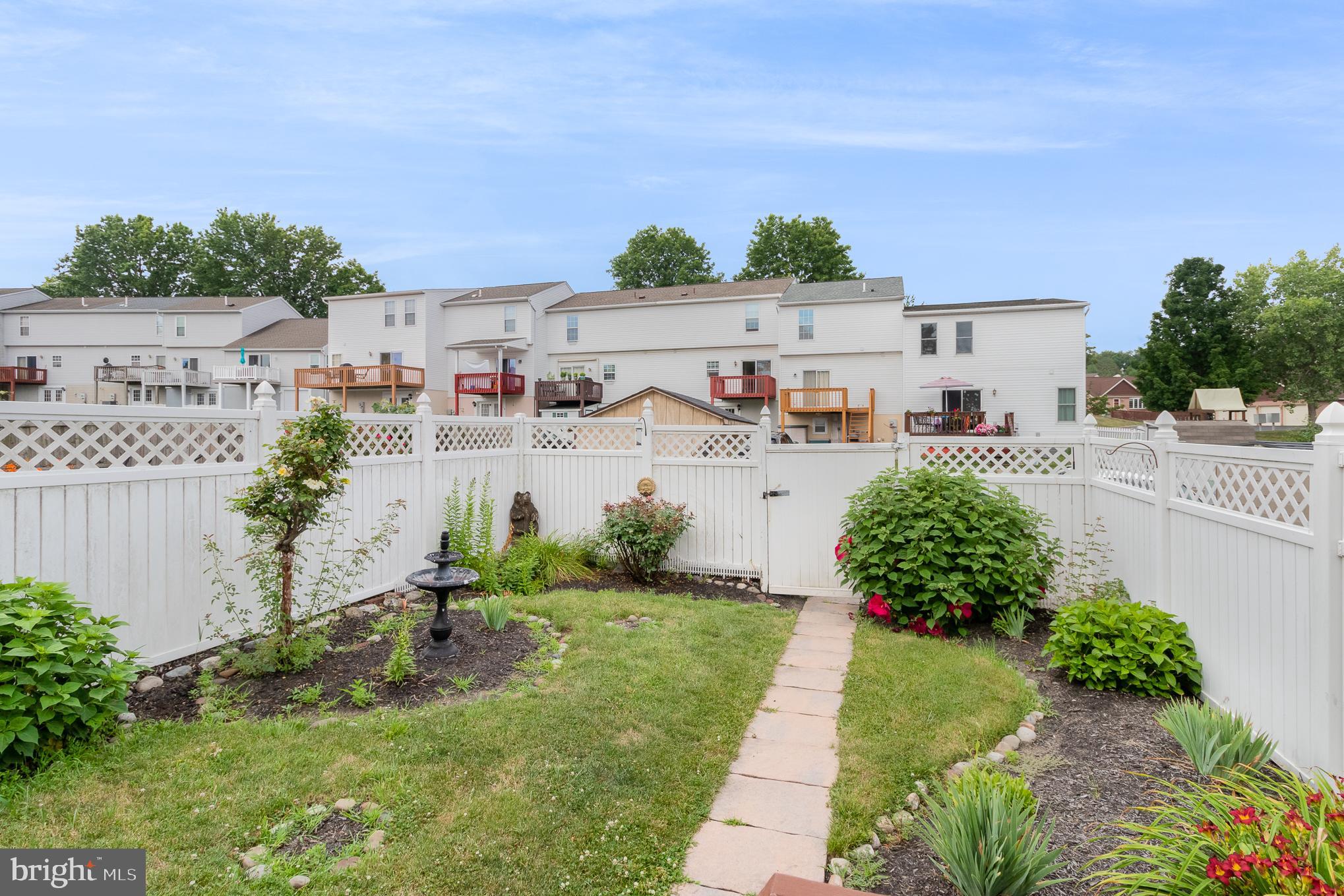 EAST PENNSBORO - Residential