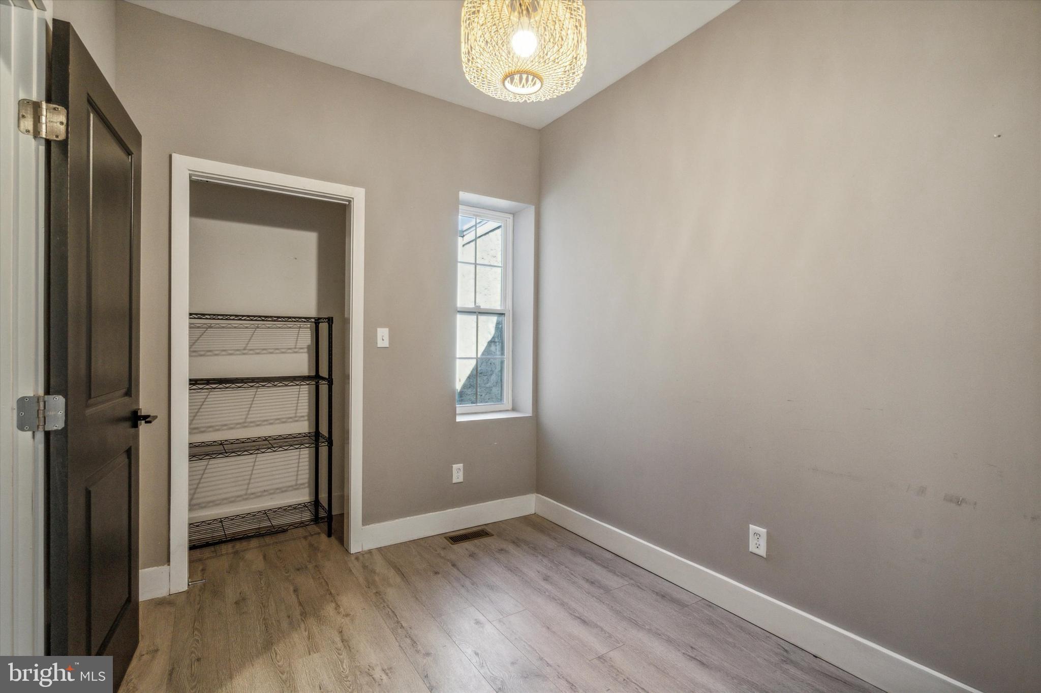 GRAYS FERRY - Residential