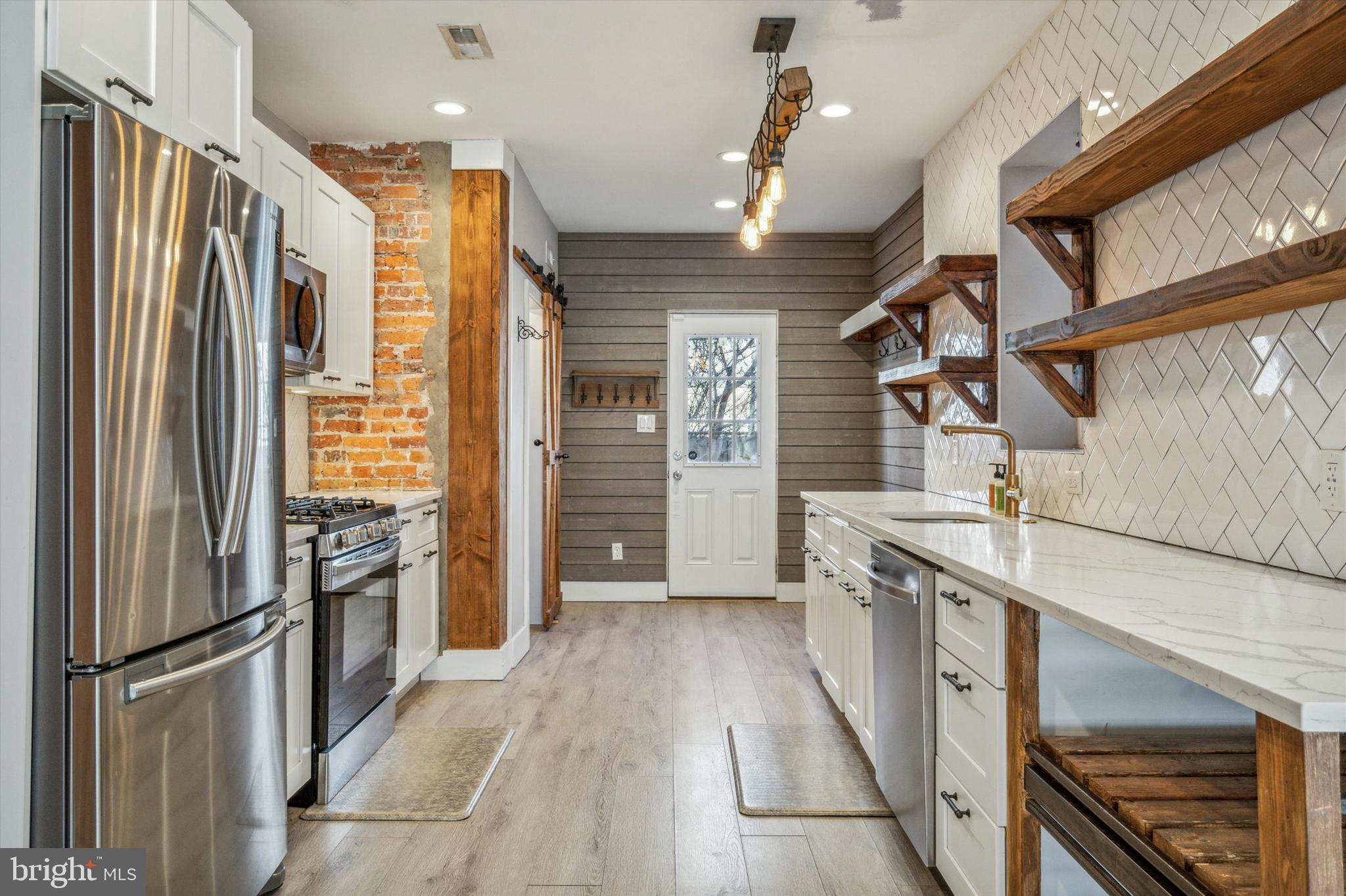 GRAYS FERRY - Residential