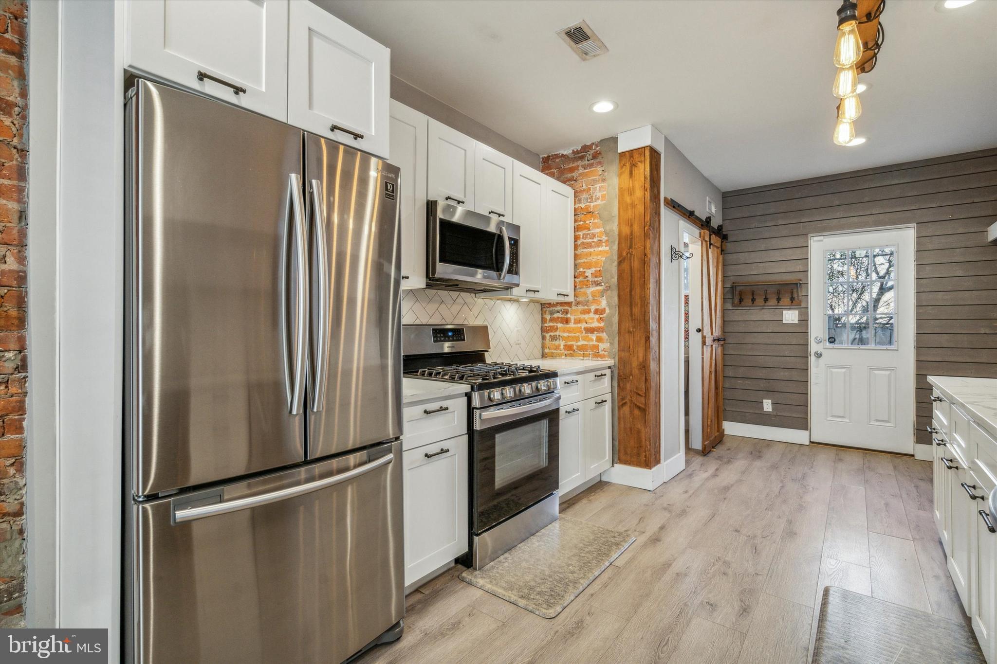 GRAYS FERRY - Residential