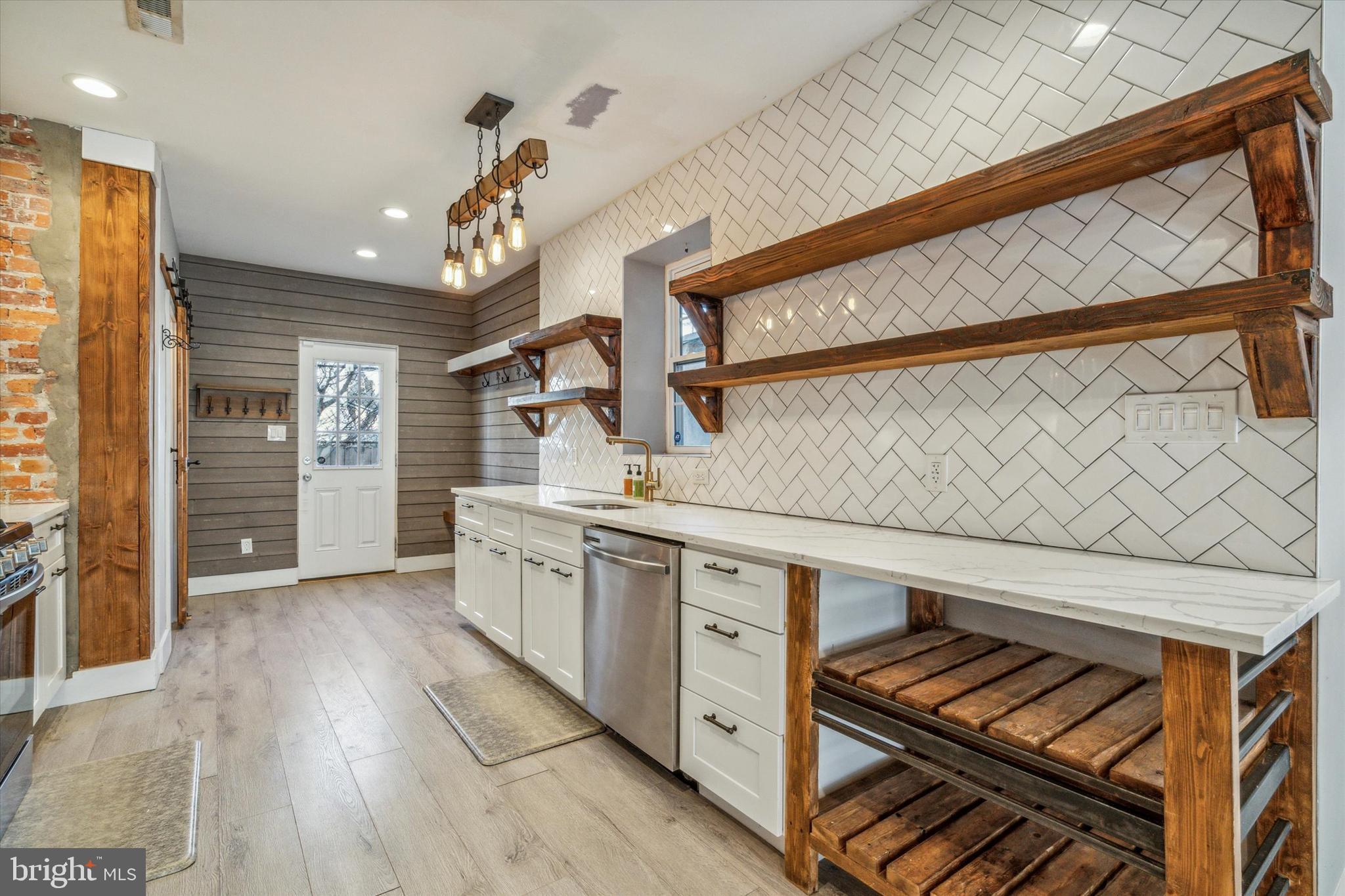 GRAYS FERRY - Residential