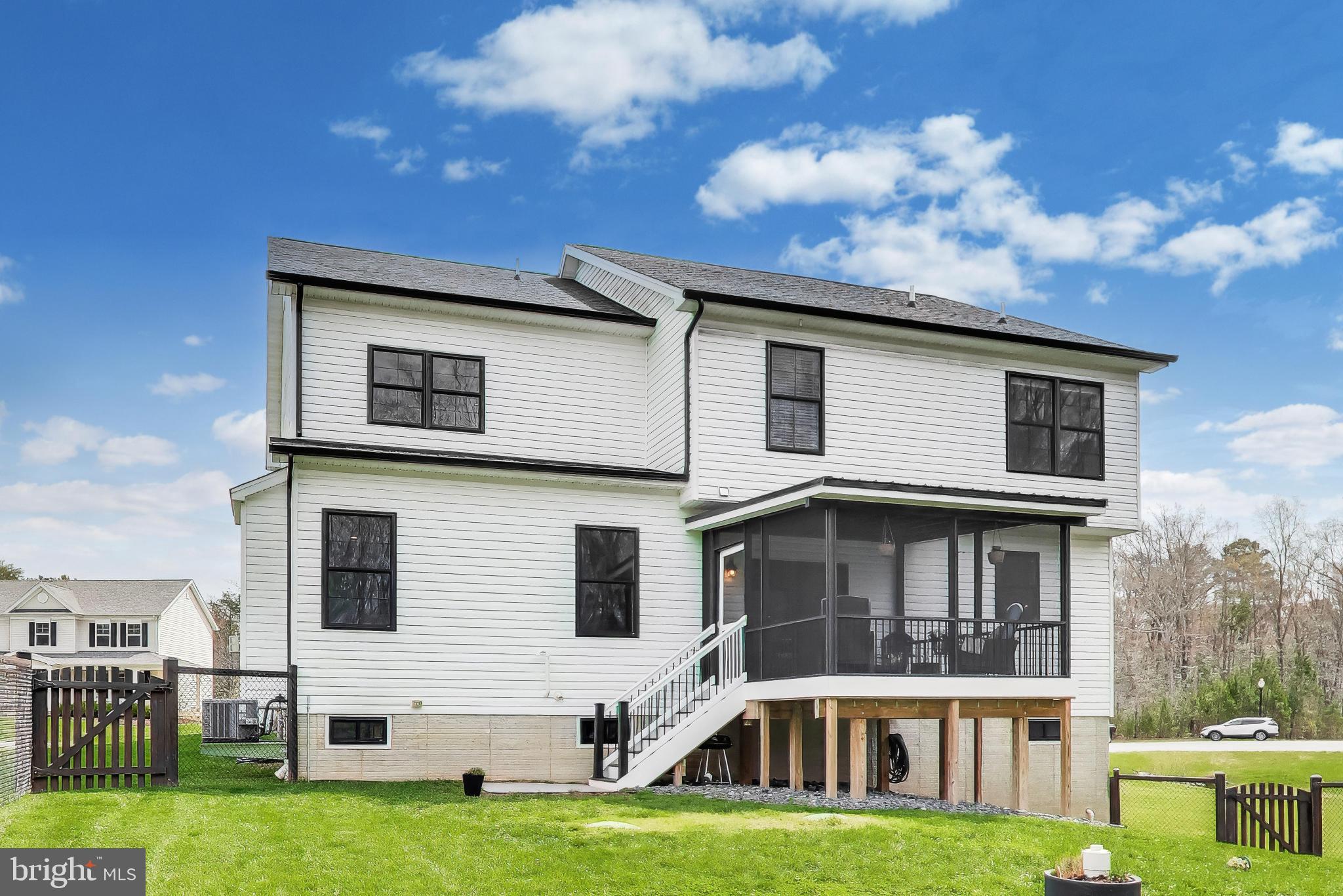 PORTOBELLO ESTATES - Residential