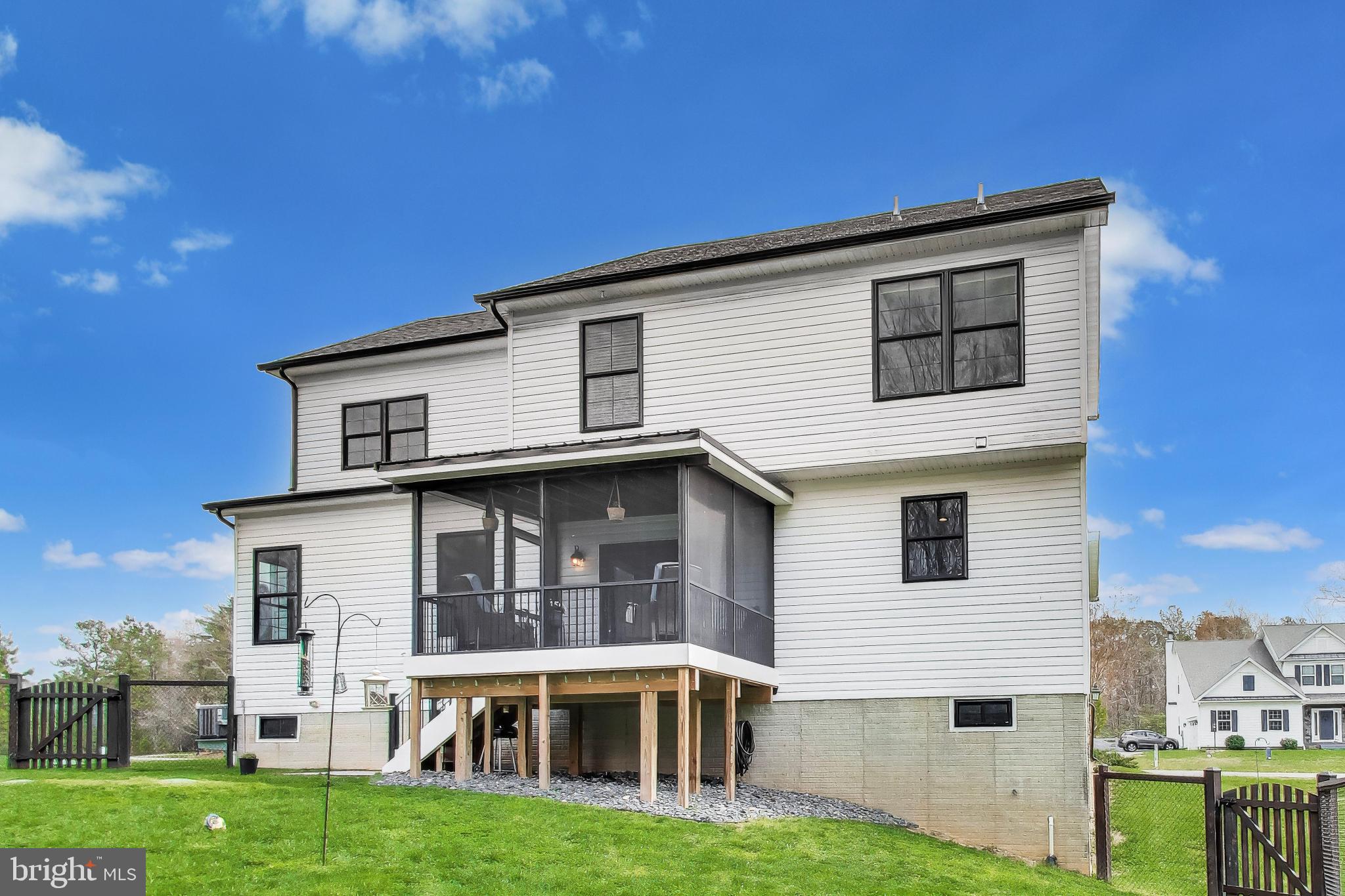 PORTOBELLO ESTATES - Residential