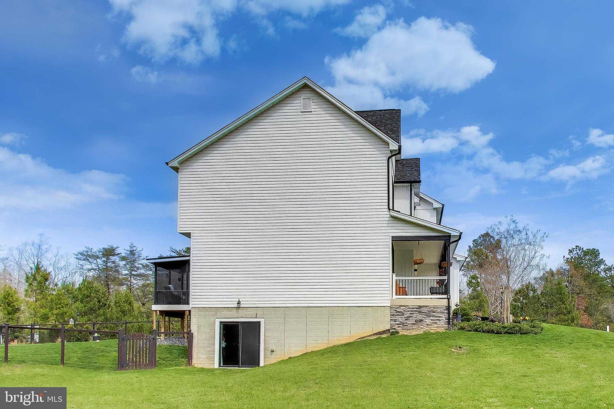 PORTOBELLO ESTATES - Residential