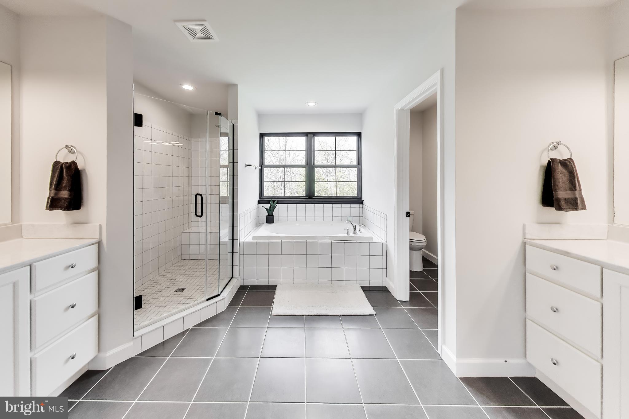 PORTOBELLO ESTATES - Residential