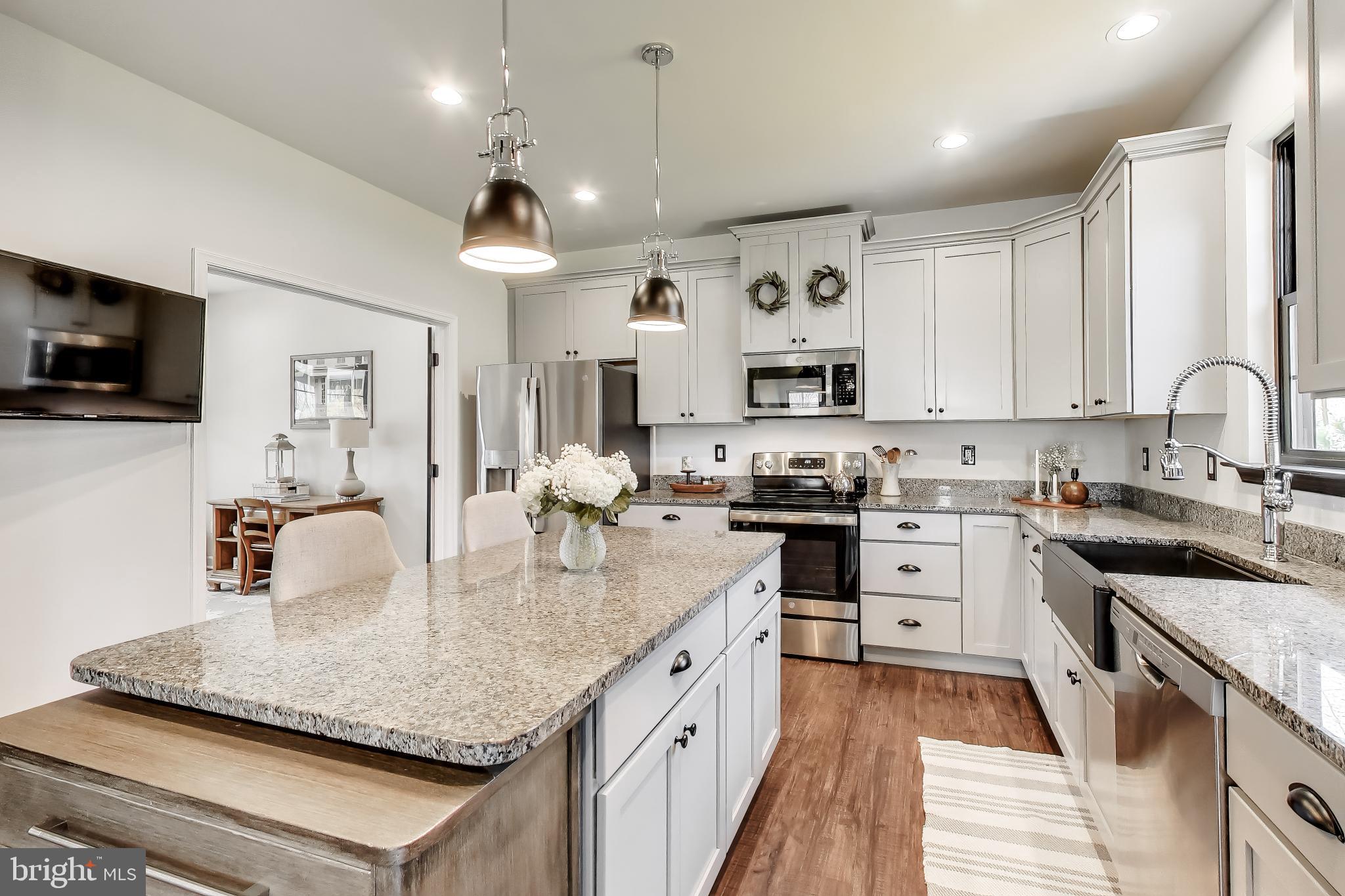 PORTOBELLO ESTATES - Residential