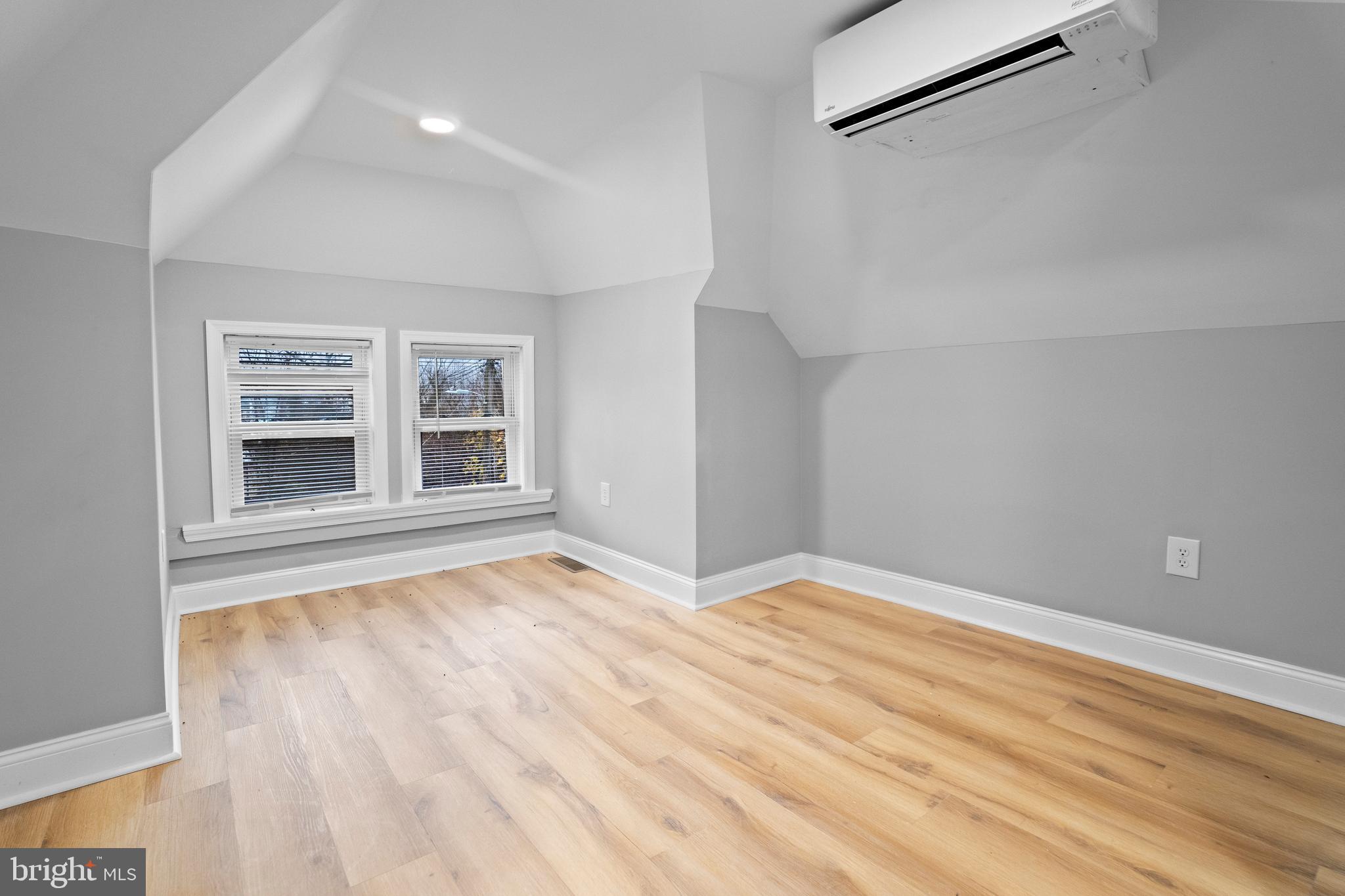 WAVERLY - Residential Lease