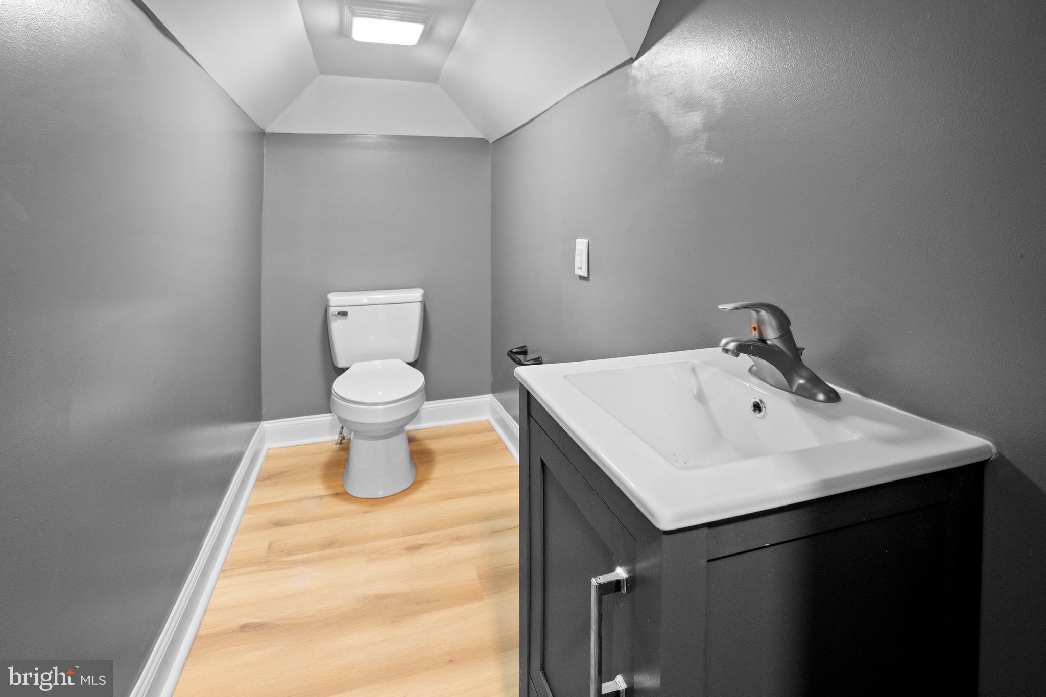 WAVERLY - Residential Lease