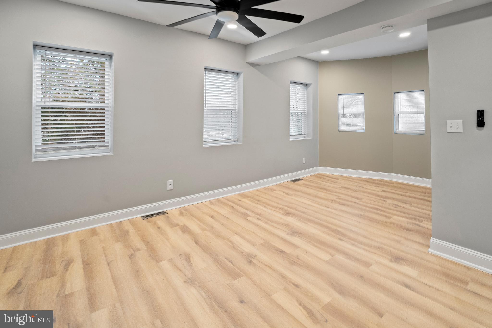 WAVERLY - Residential Lease